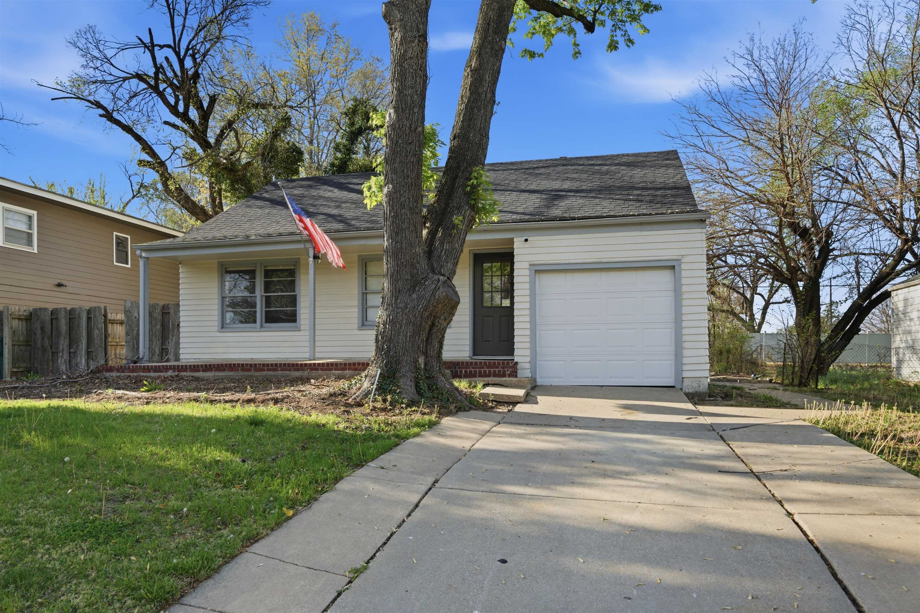 3333 E Bayley St Property Photo 1