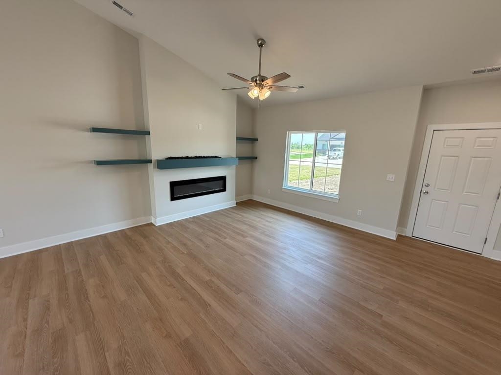5121 Toben Ct. Property Photo 4