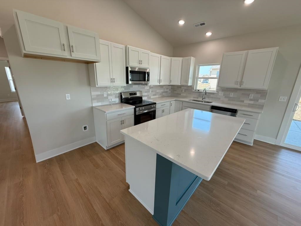 5121 Toben Ct. Property Photo 5