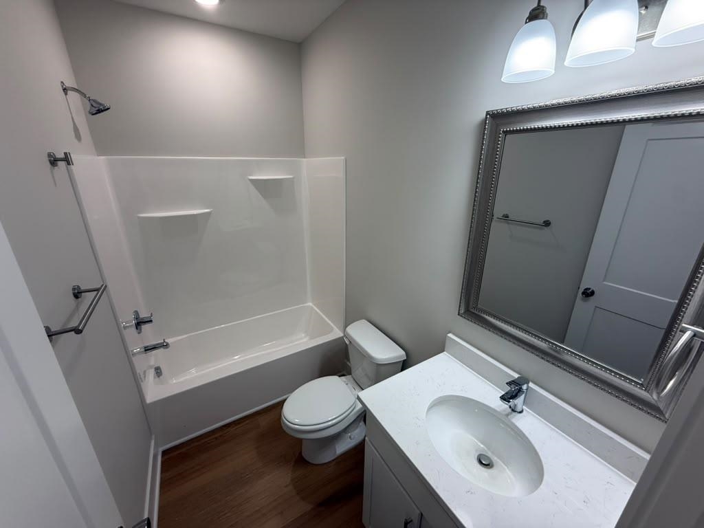 5121 Toben Ct. Property Photo 10