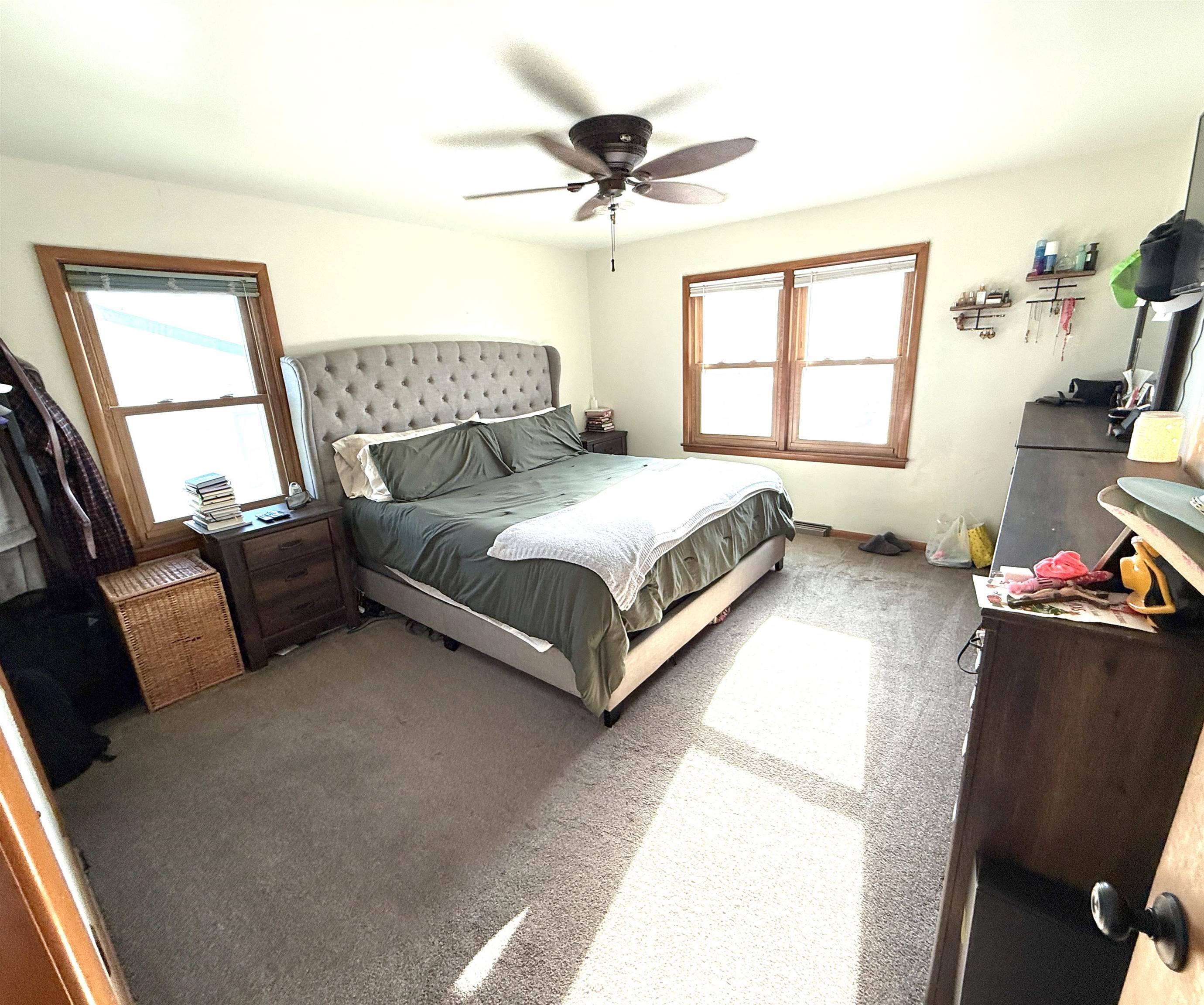 906 N Cedar St Property Photo 15