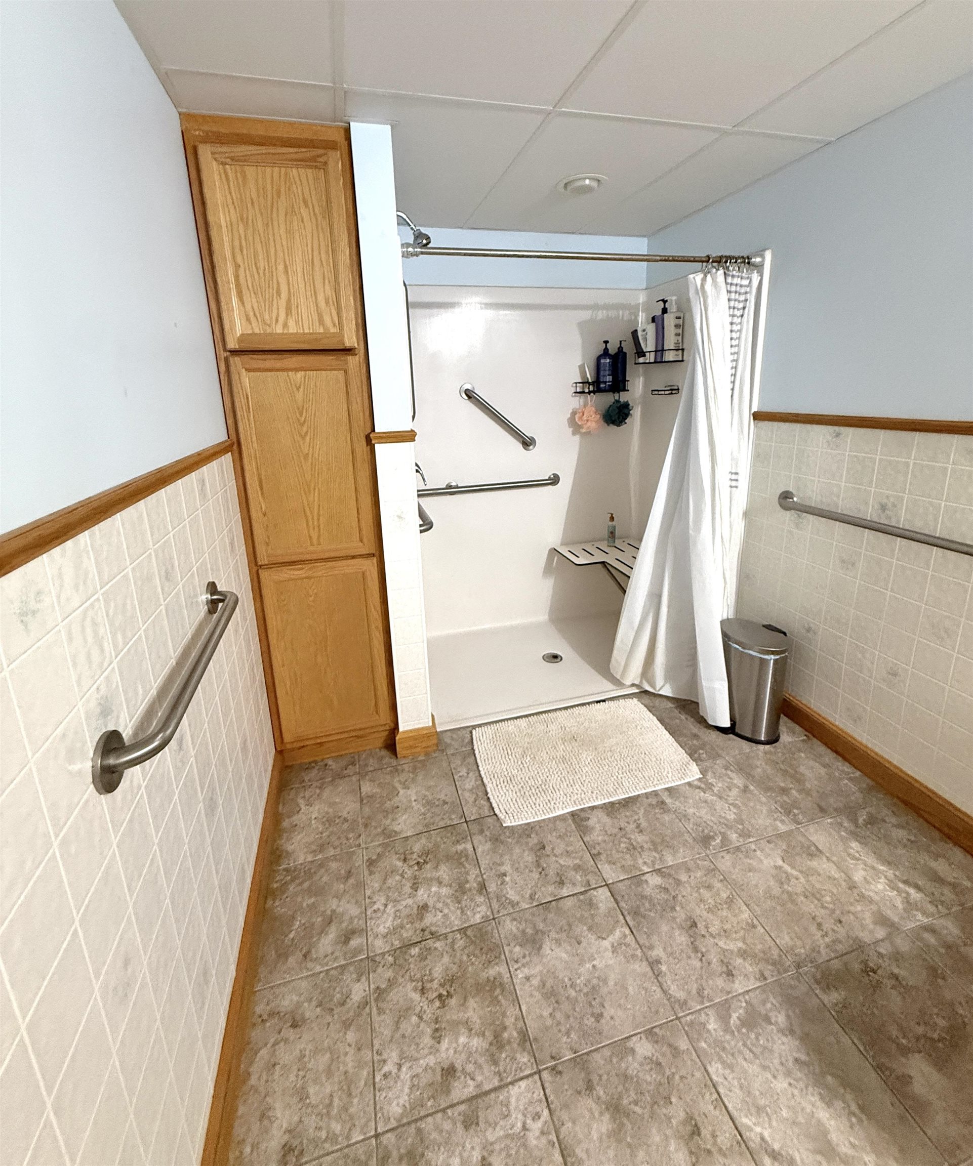 906 N Cedar St Property Photo 31