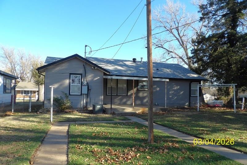 215 S Garfield Ave Property Photo 3
