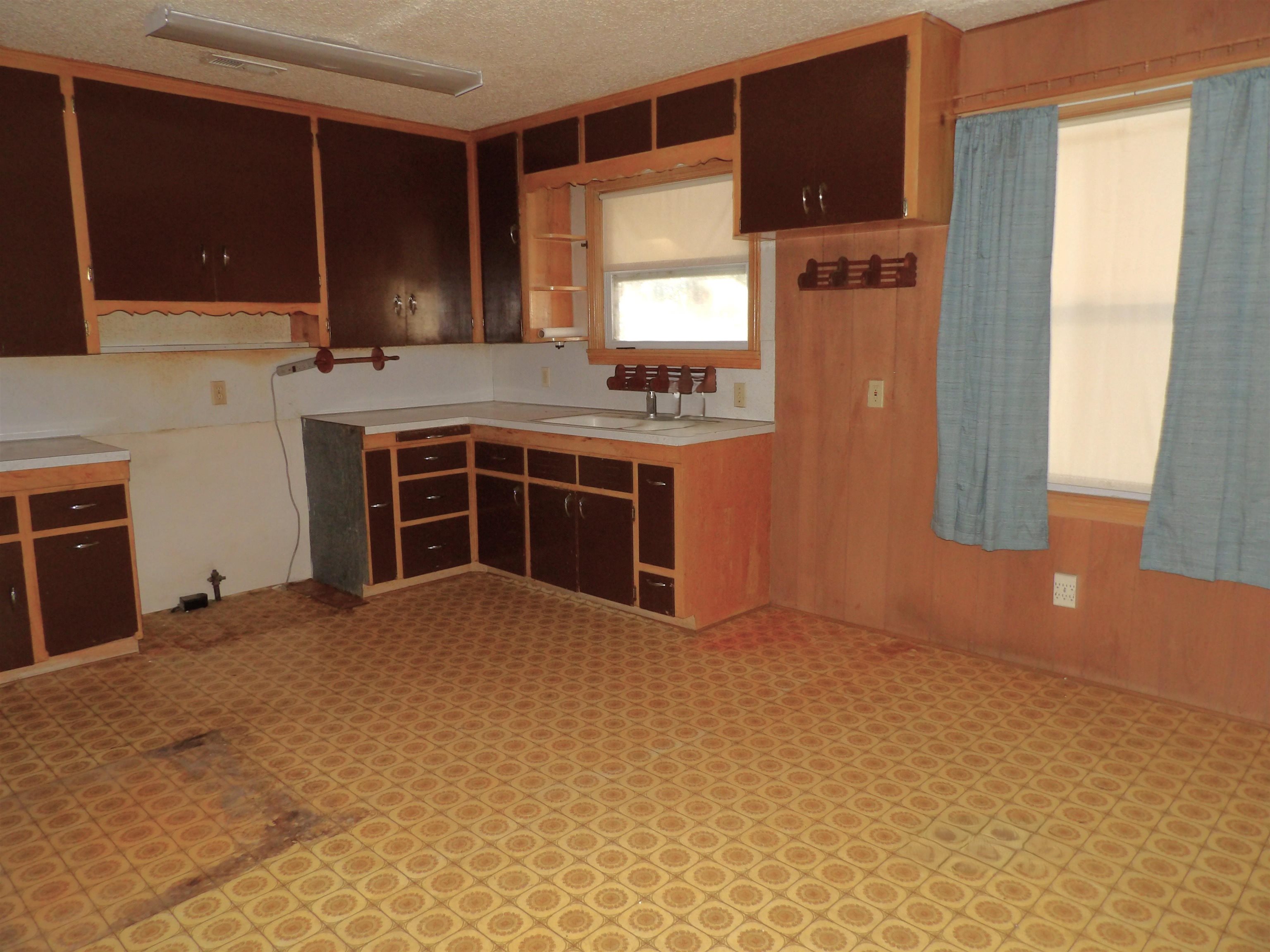 215 S Garfield Ave Property Photo 5