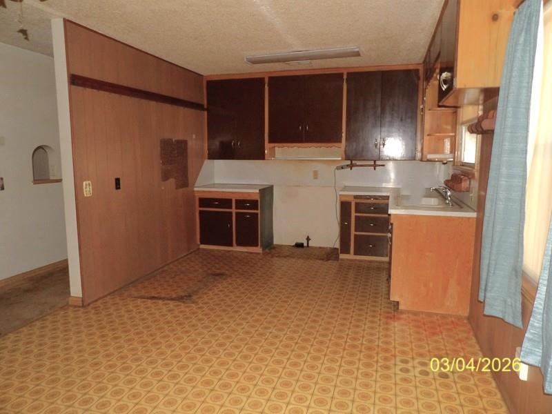 215 S Garfield Ave Property Photo 6