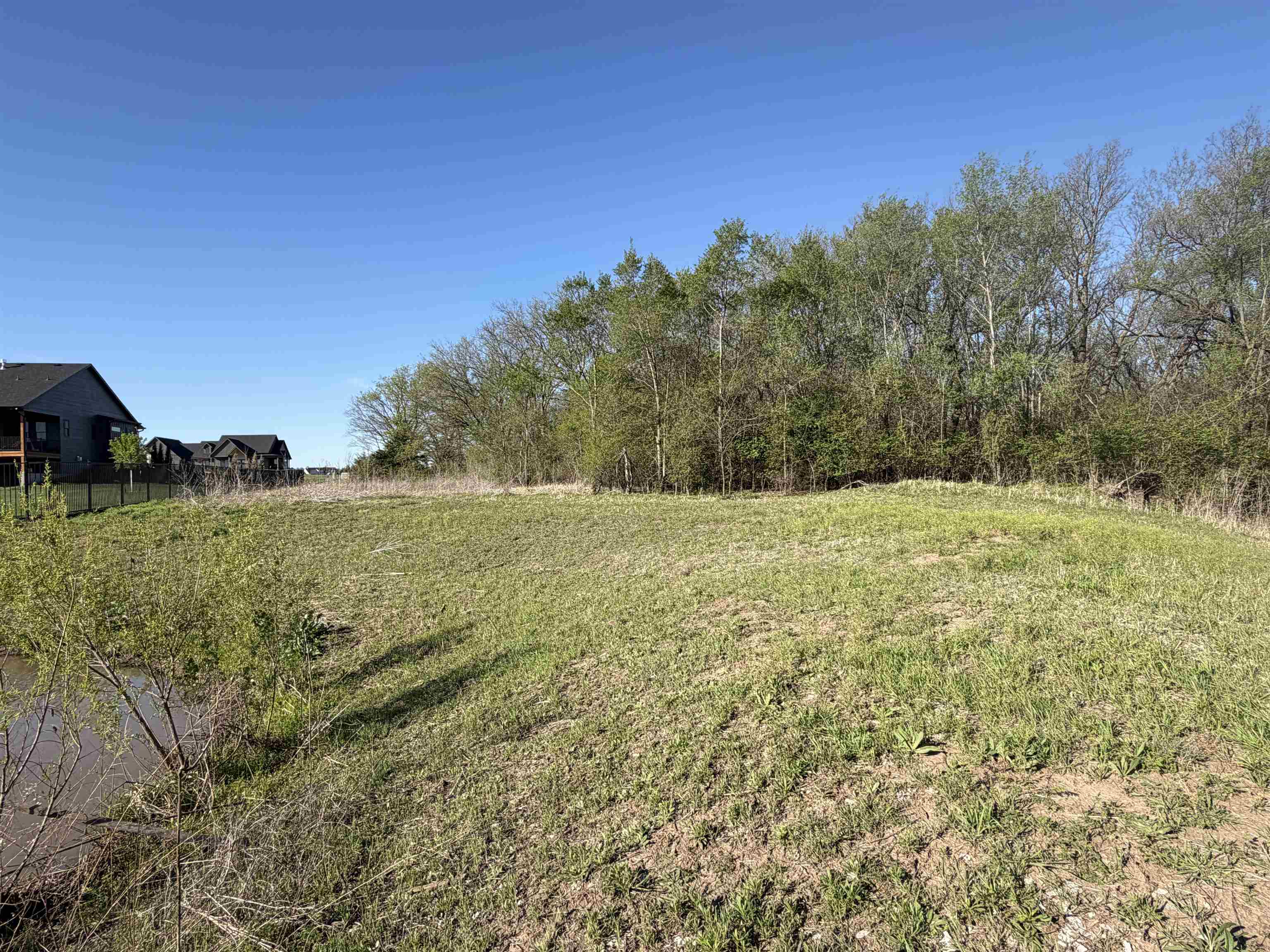 2912 E Kay St Property Photo 2