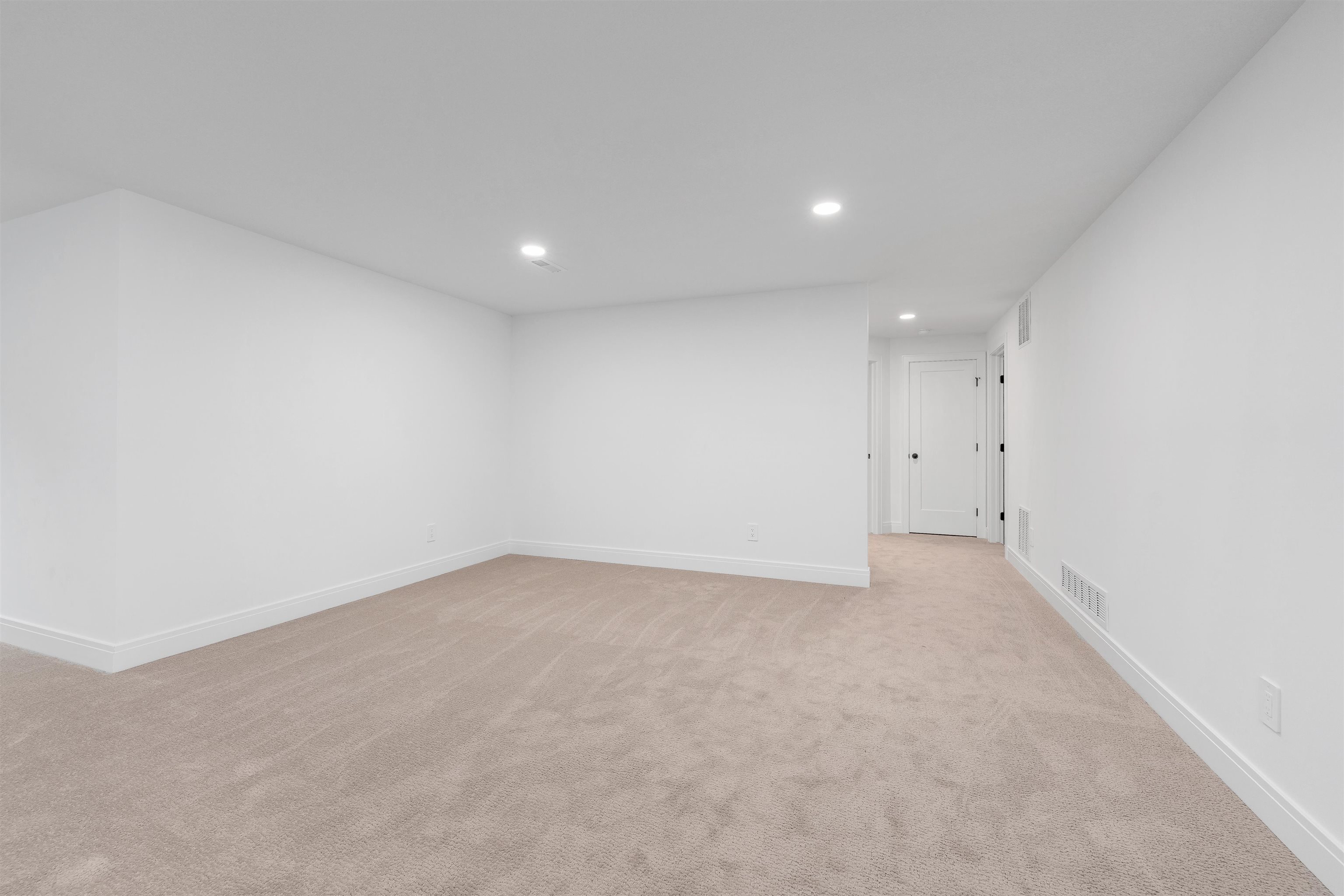 3137 Pine Grove Cir Property Photo 30