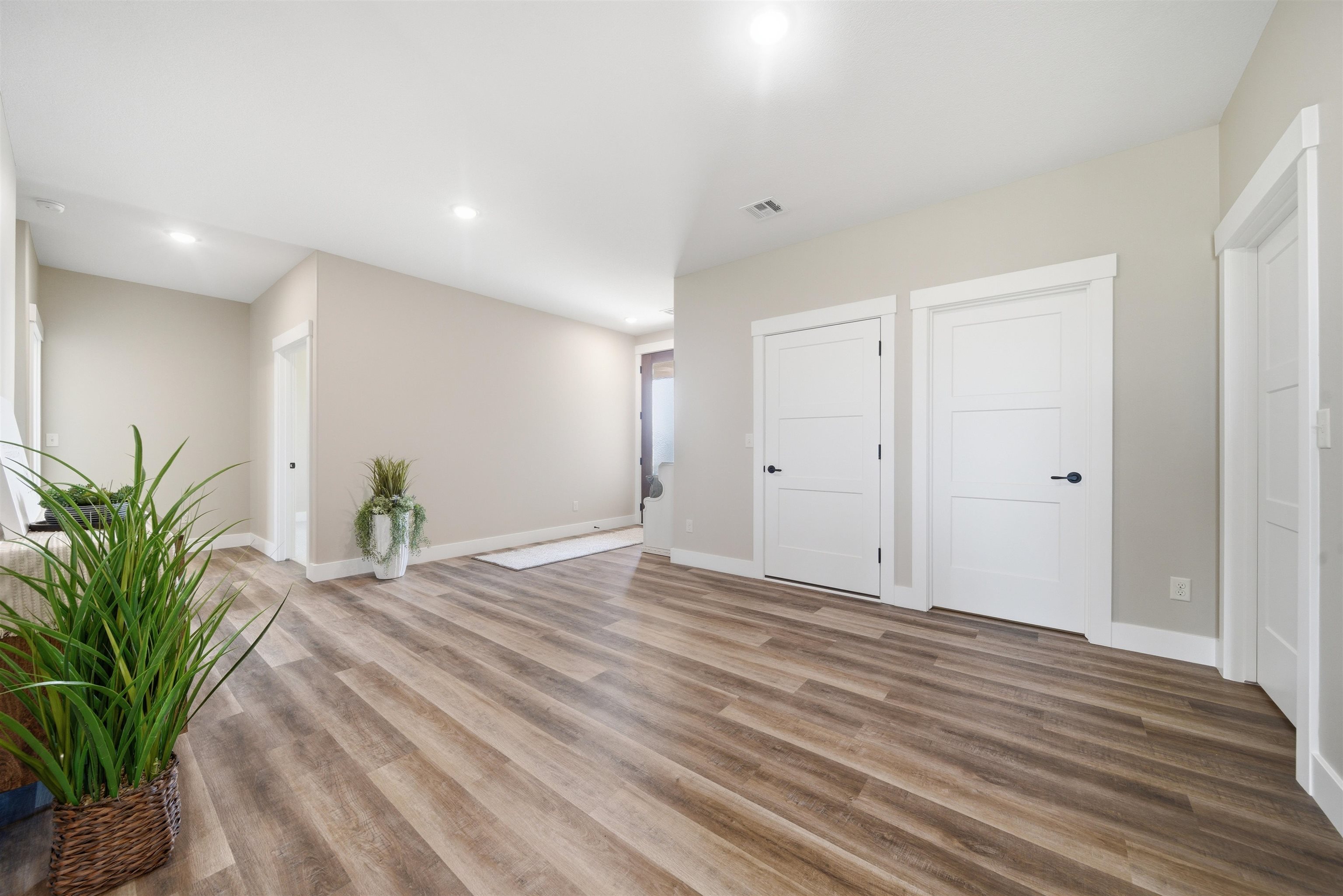1602 S Dove Place Property Photo 6
