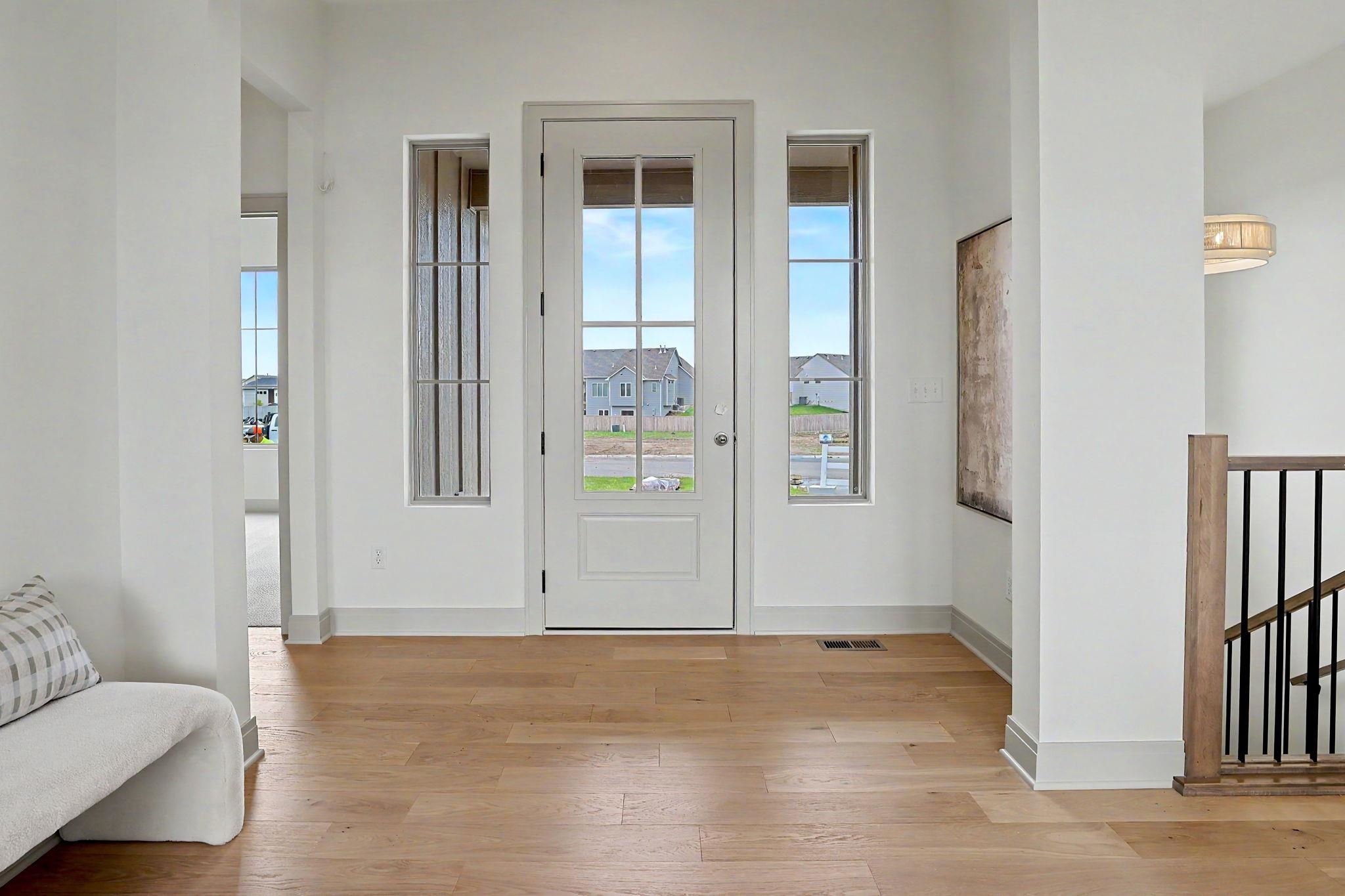 11416 Winston Circle Property Photo 3
