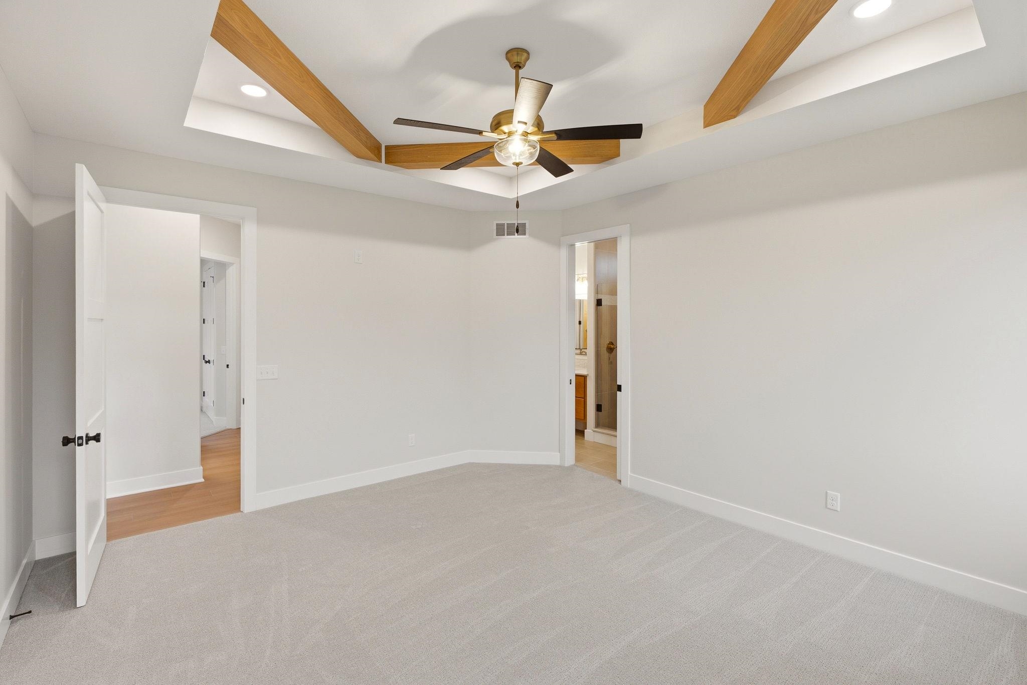 1007 S Brookside St Property Photo 15