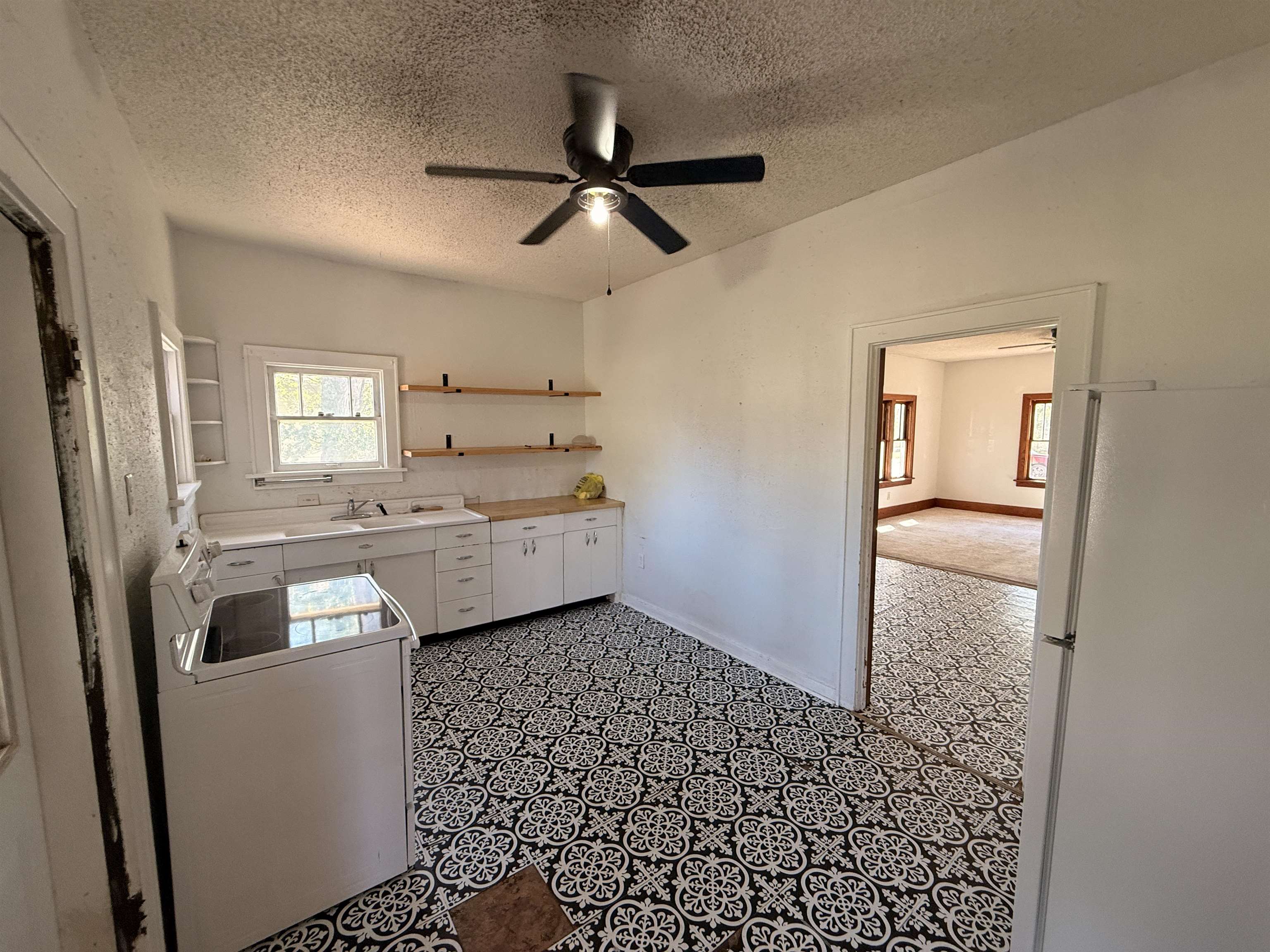 617 N Bluff Ave Property Photo 18