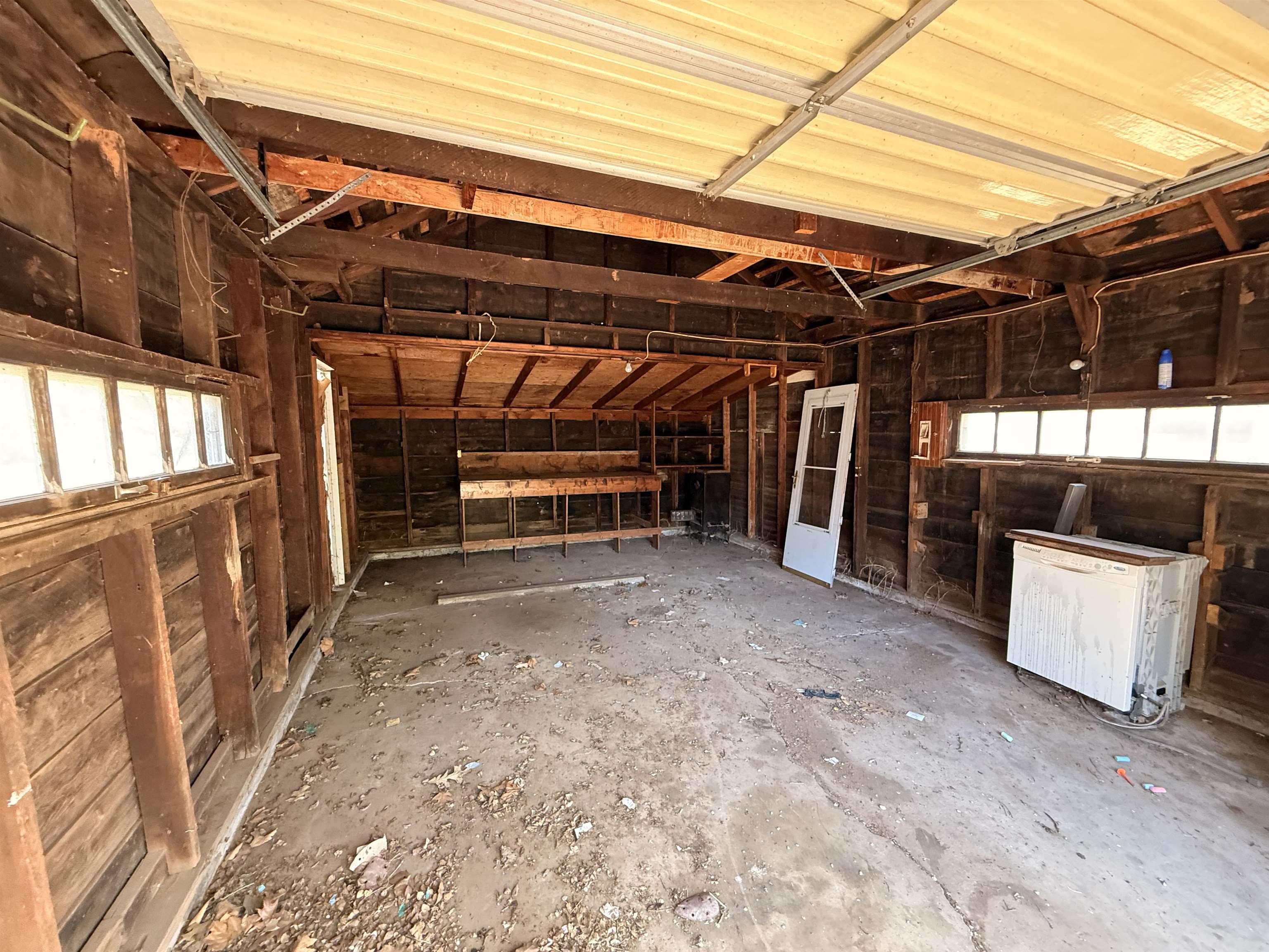 617 N Bluff Ave Property Photo 32