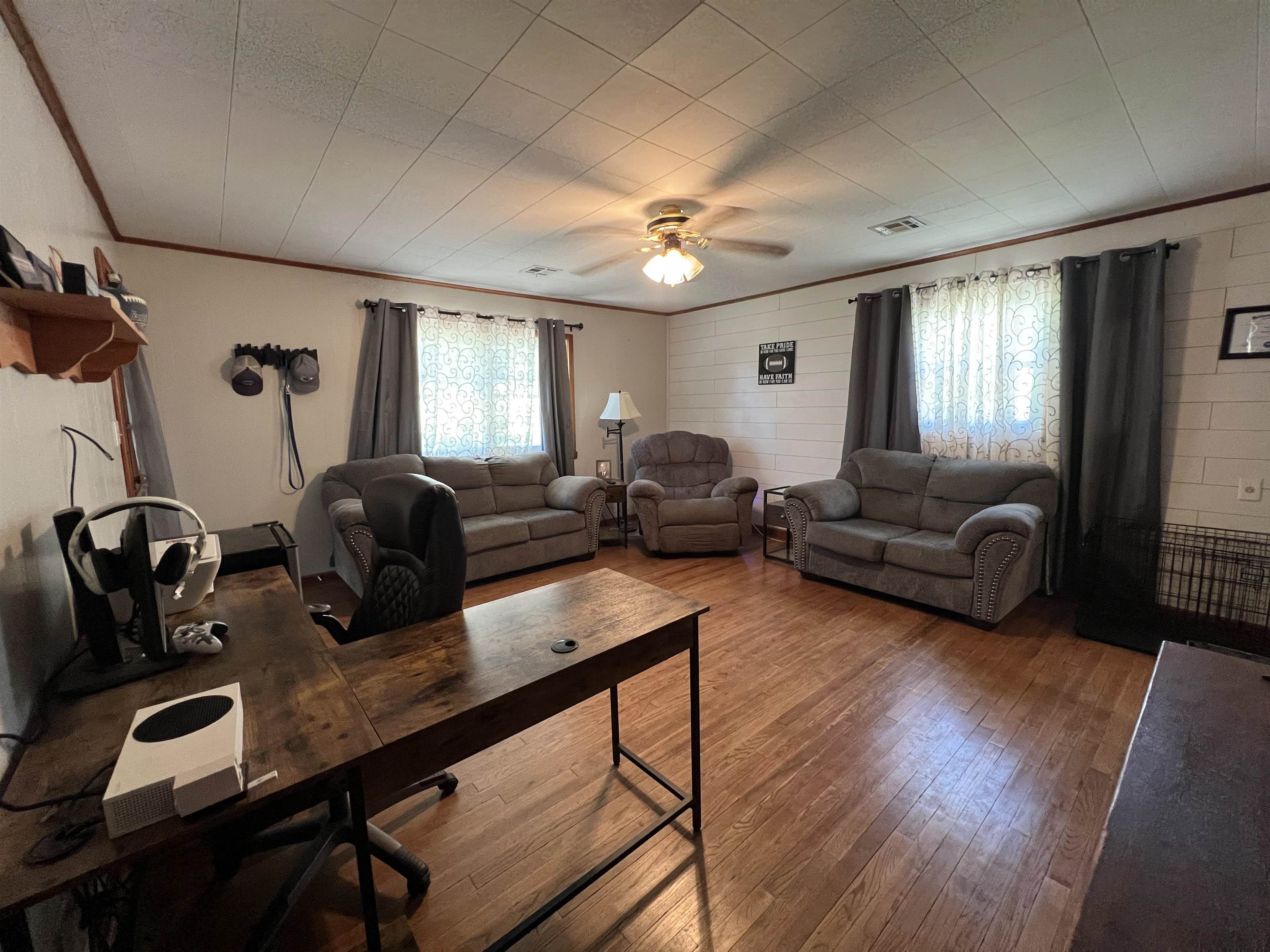 2016 Loomis St Property Photo 7