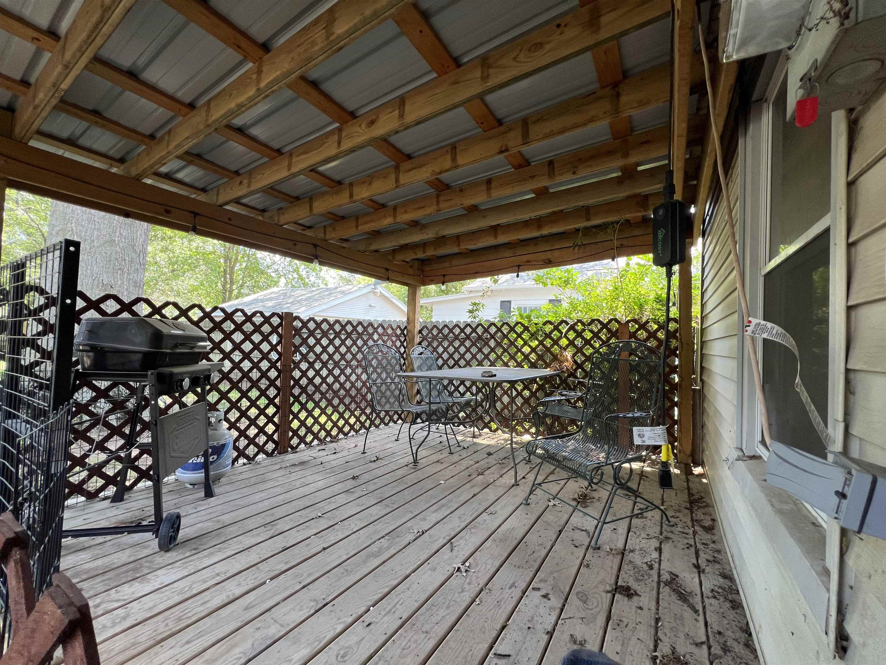 2016 Loomis St Property Photo 24