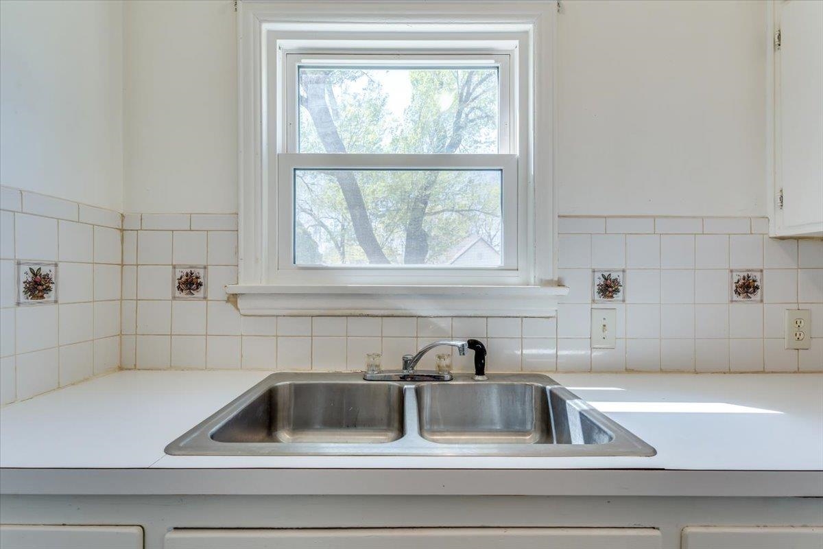 1126 S Lulu Ave Property Photo 15