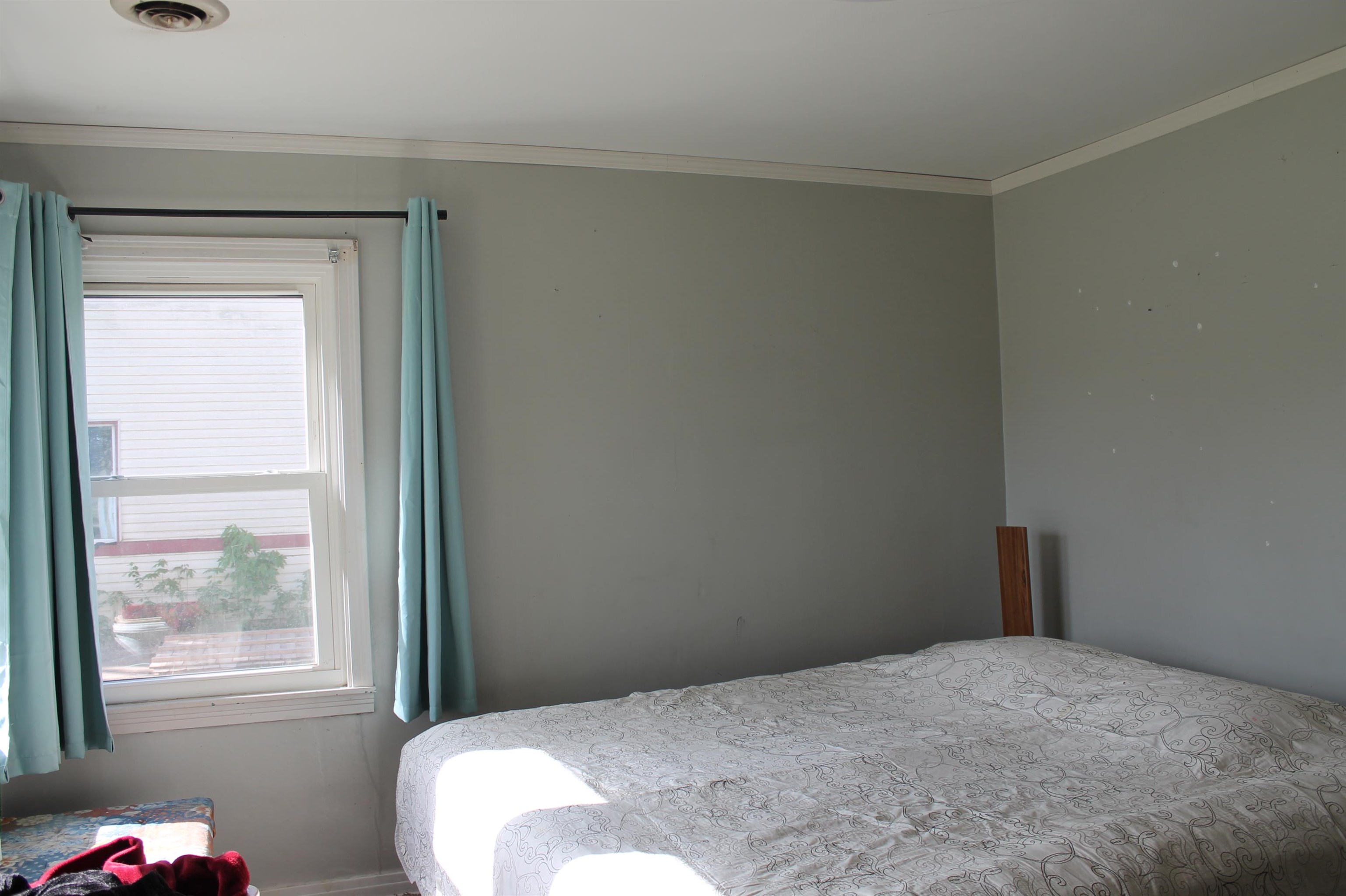 828 N Anthony Ave Property Photo 13