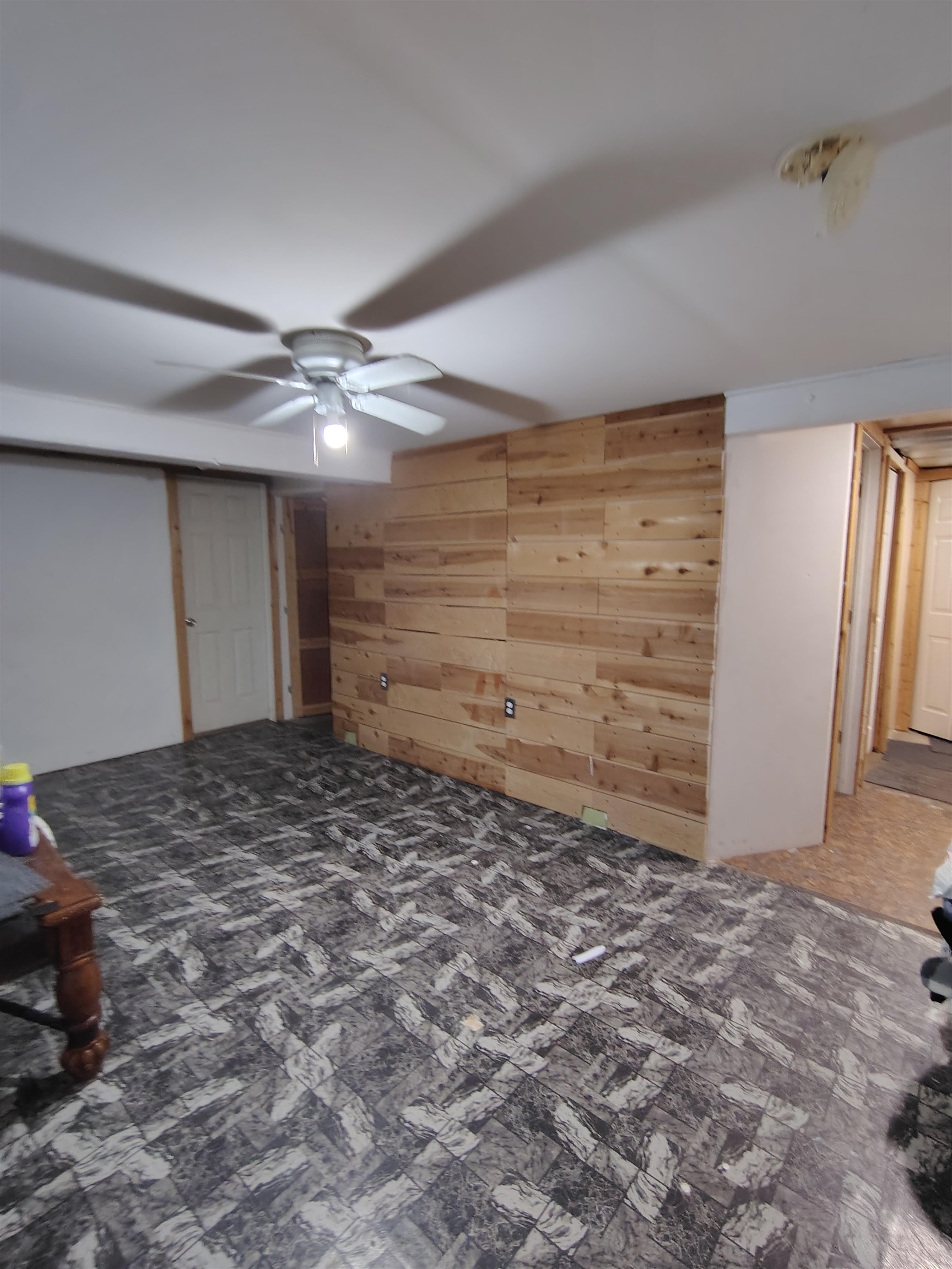 828 N Anthony Ave Property Photo 22