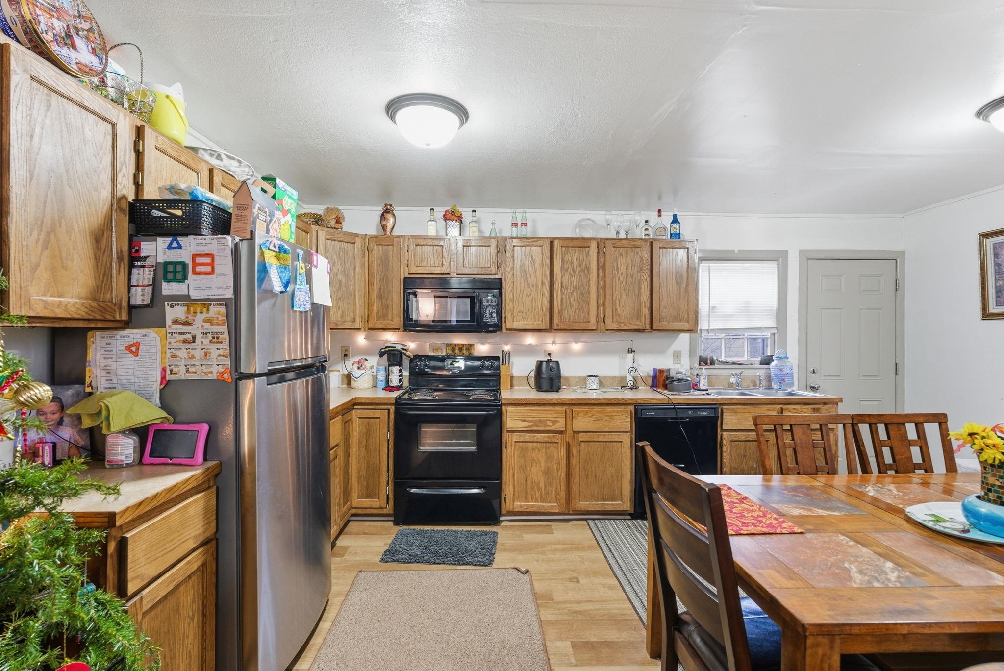 703 S Hydraulic Property Photo 29