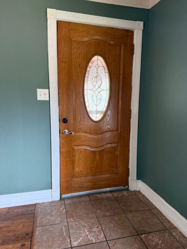 503 Elm St Property Photo 3
