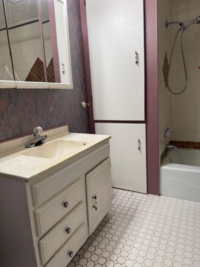 503 Elm St Property Photo 9