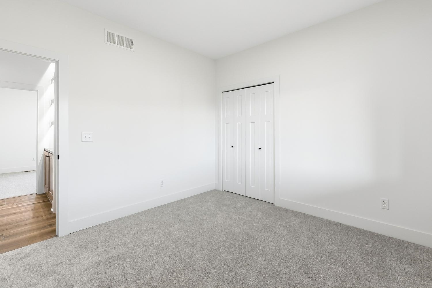 3414 N Deer Rdg Property Photo 22