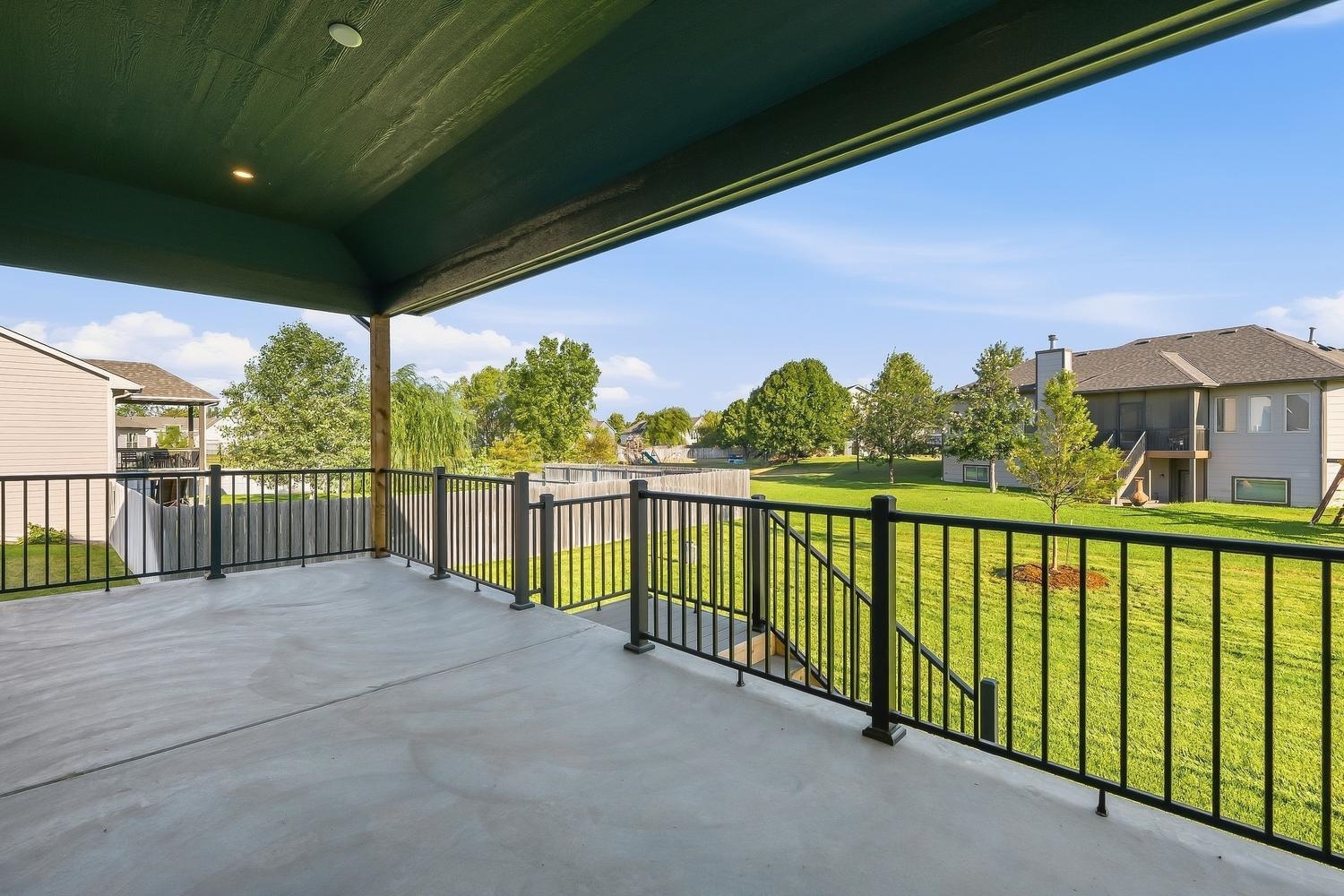 3414 N Deer Rdg Property Photo 31