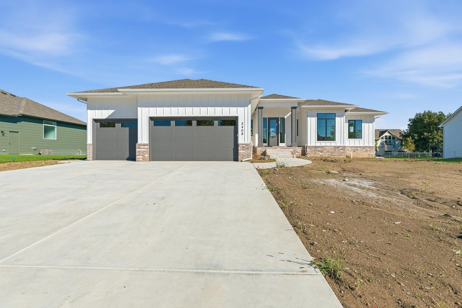 3408 N Deer Rdg Property Photo 1