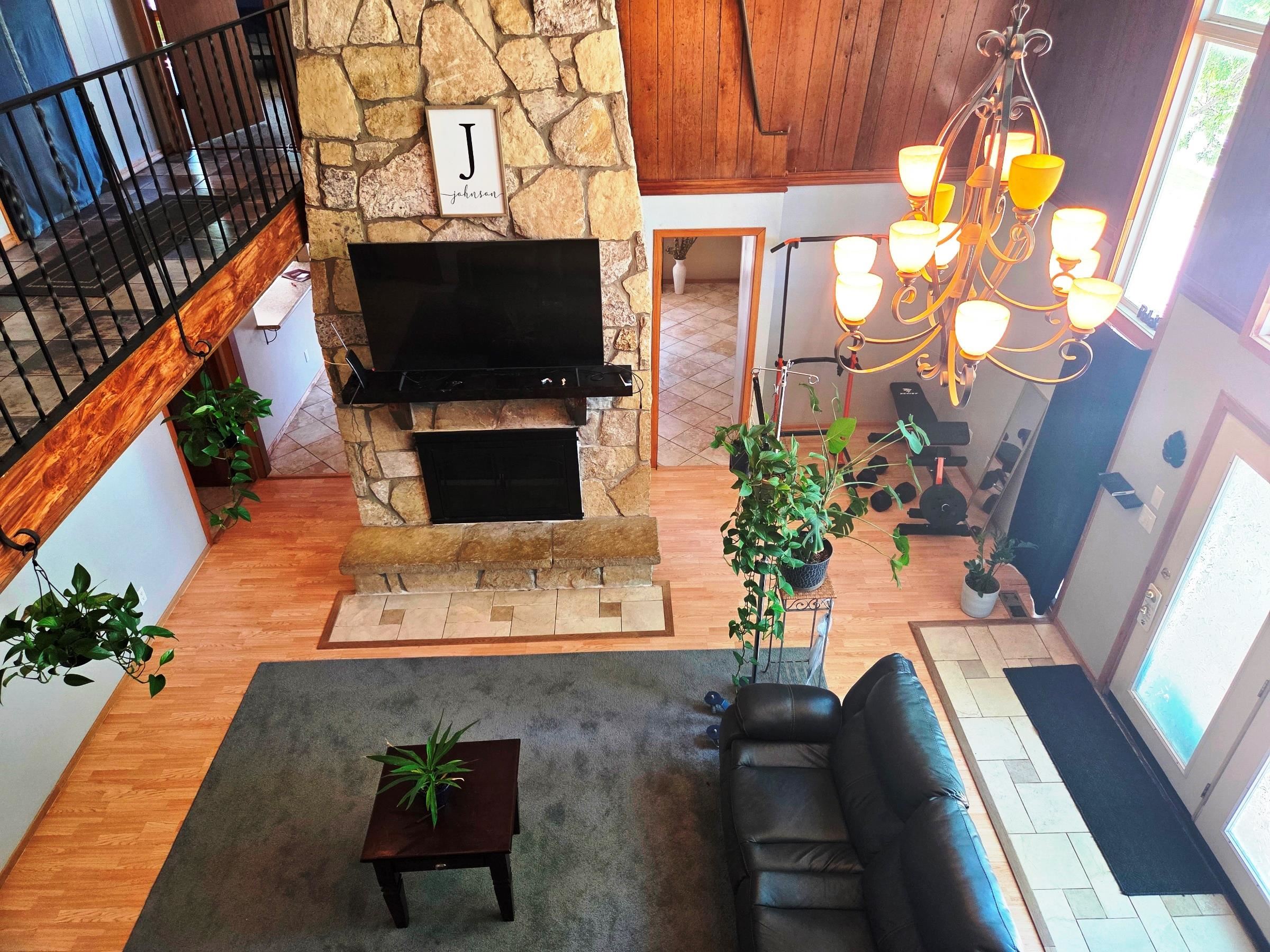 1120 Helen Property Photo 16