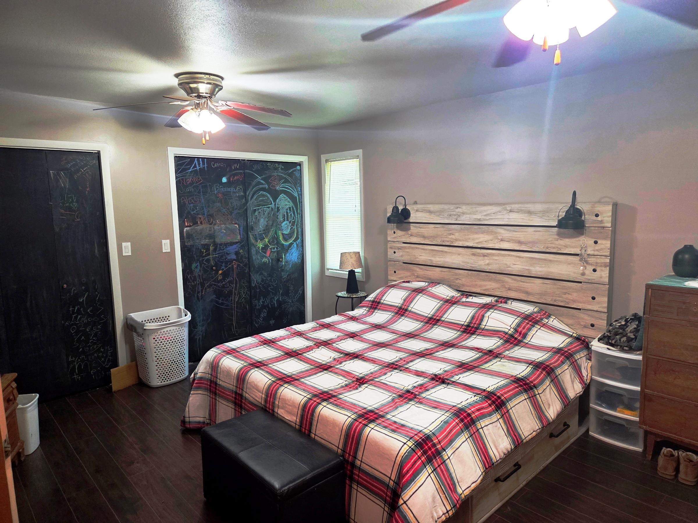 1120 Helen Property Photo 17