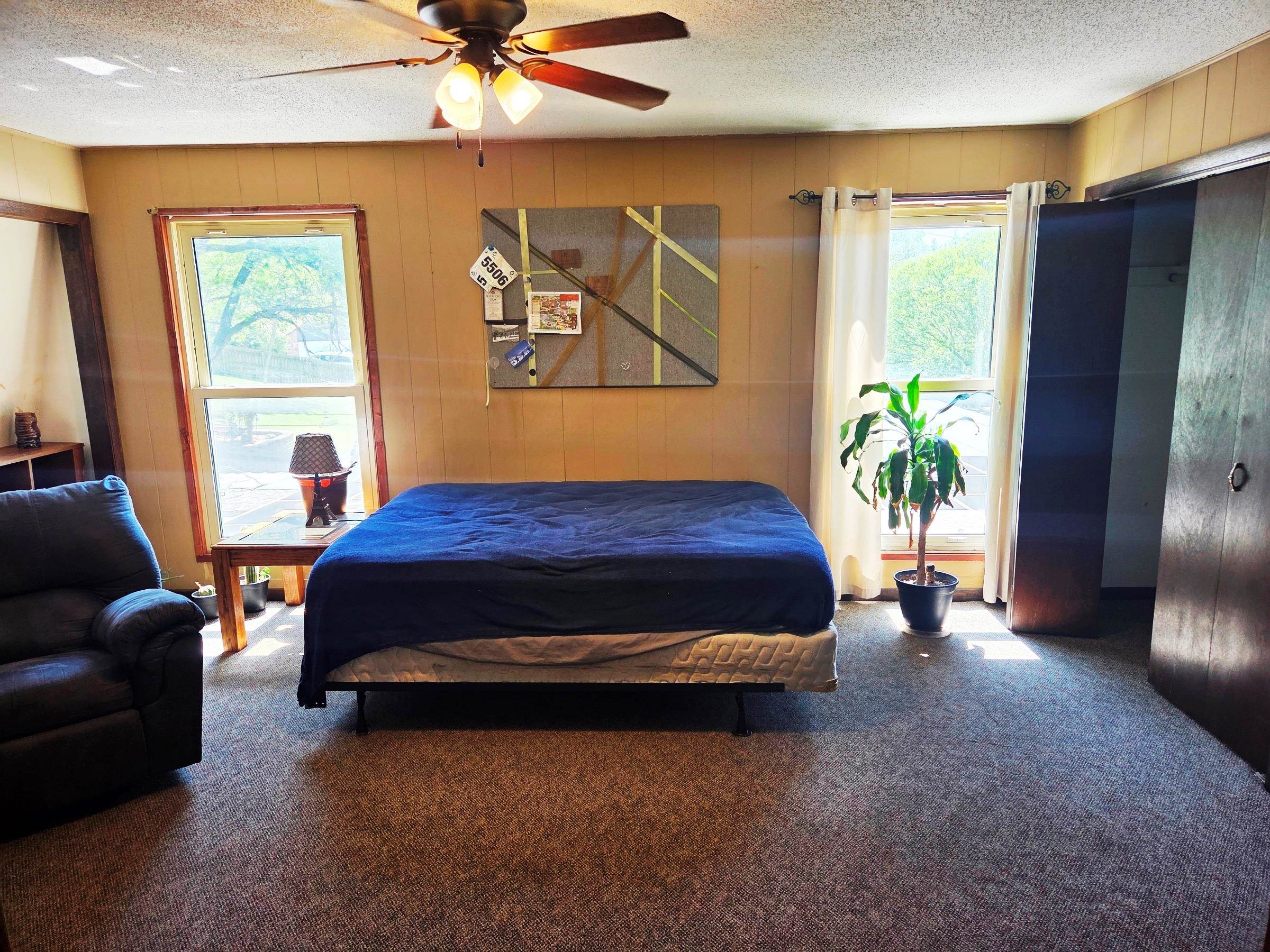 1120 Helen Property Photo 21