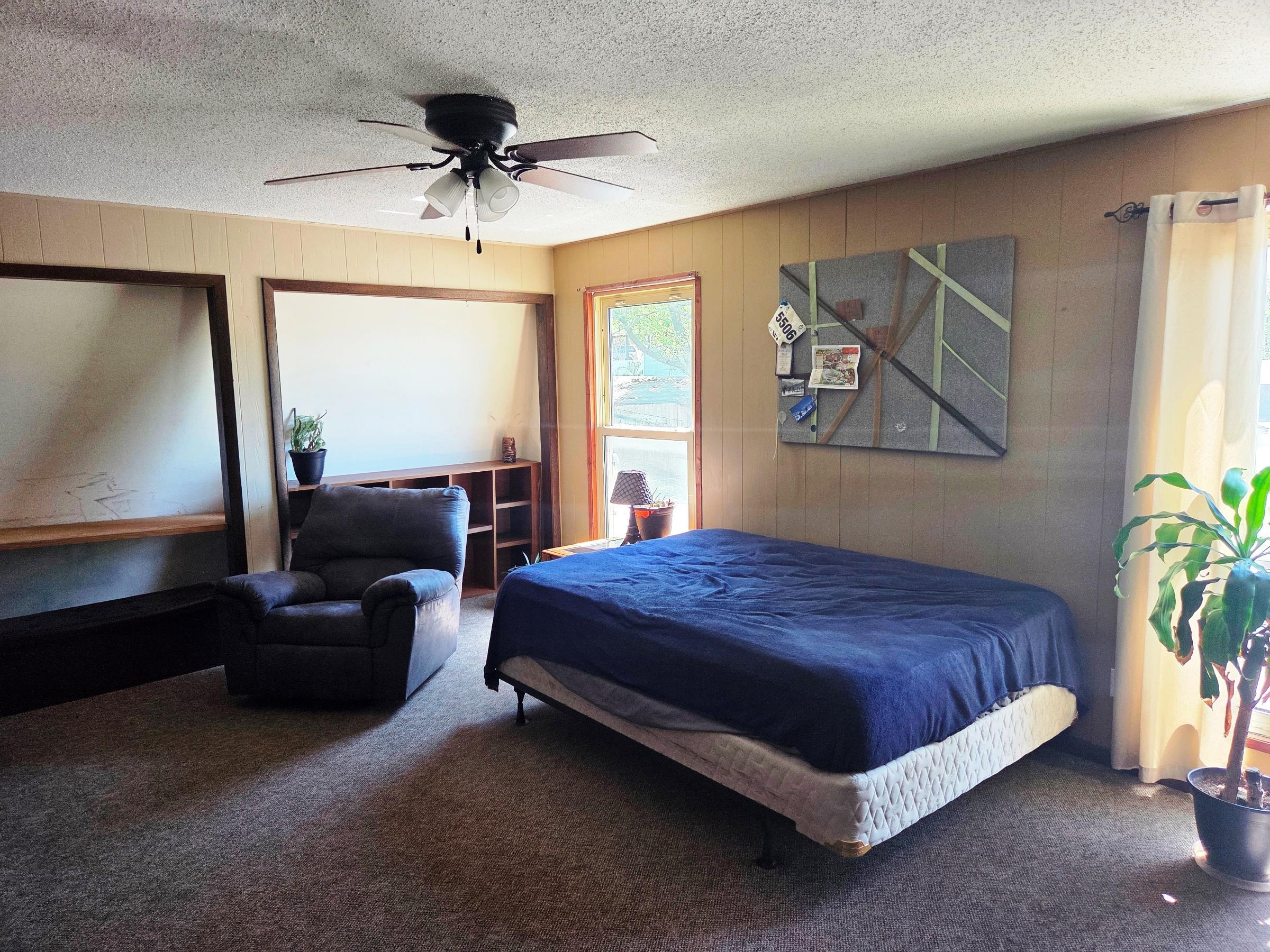 1120 Helen Property Photo 22