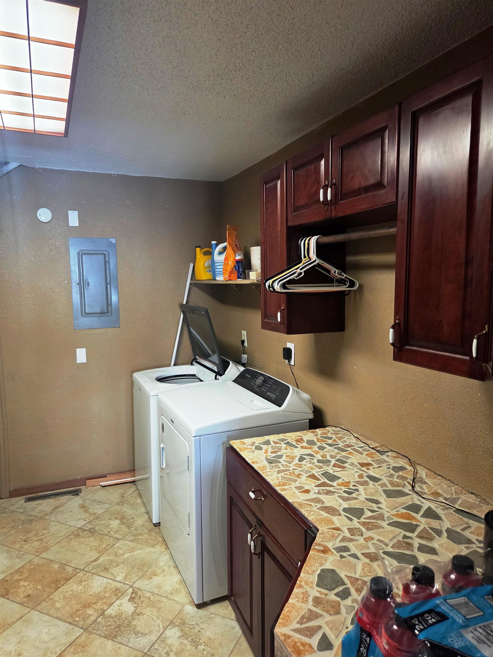 1120 Helen Property Photo 26