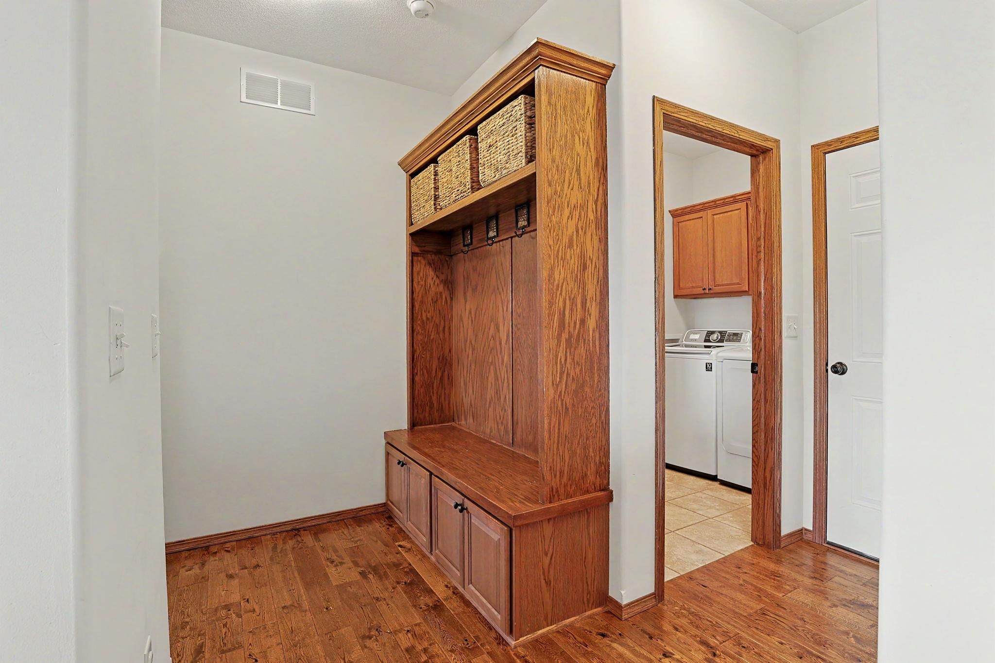 602 N High St Property Photo 12