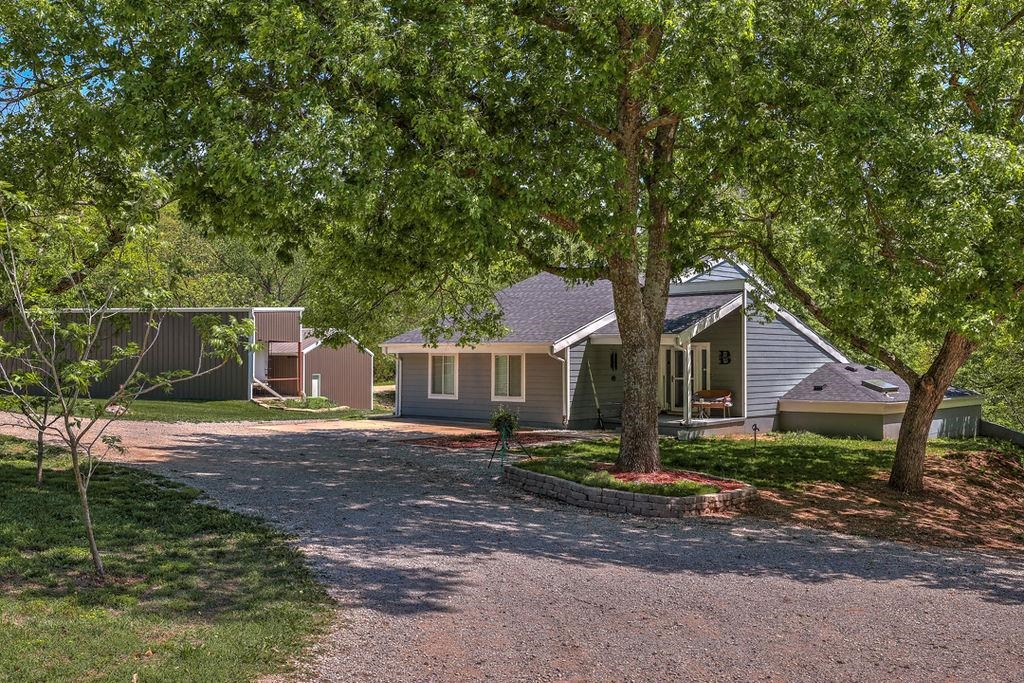 30117 Shady Oak Dr Property Photo 32