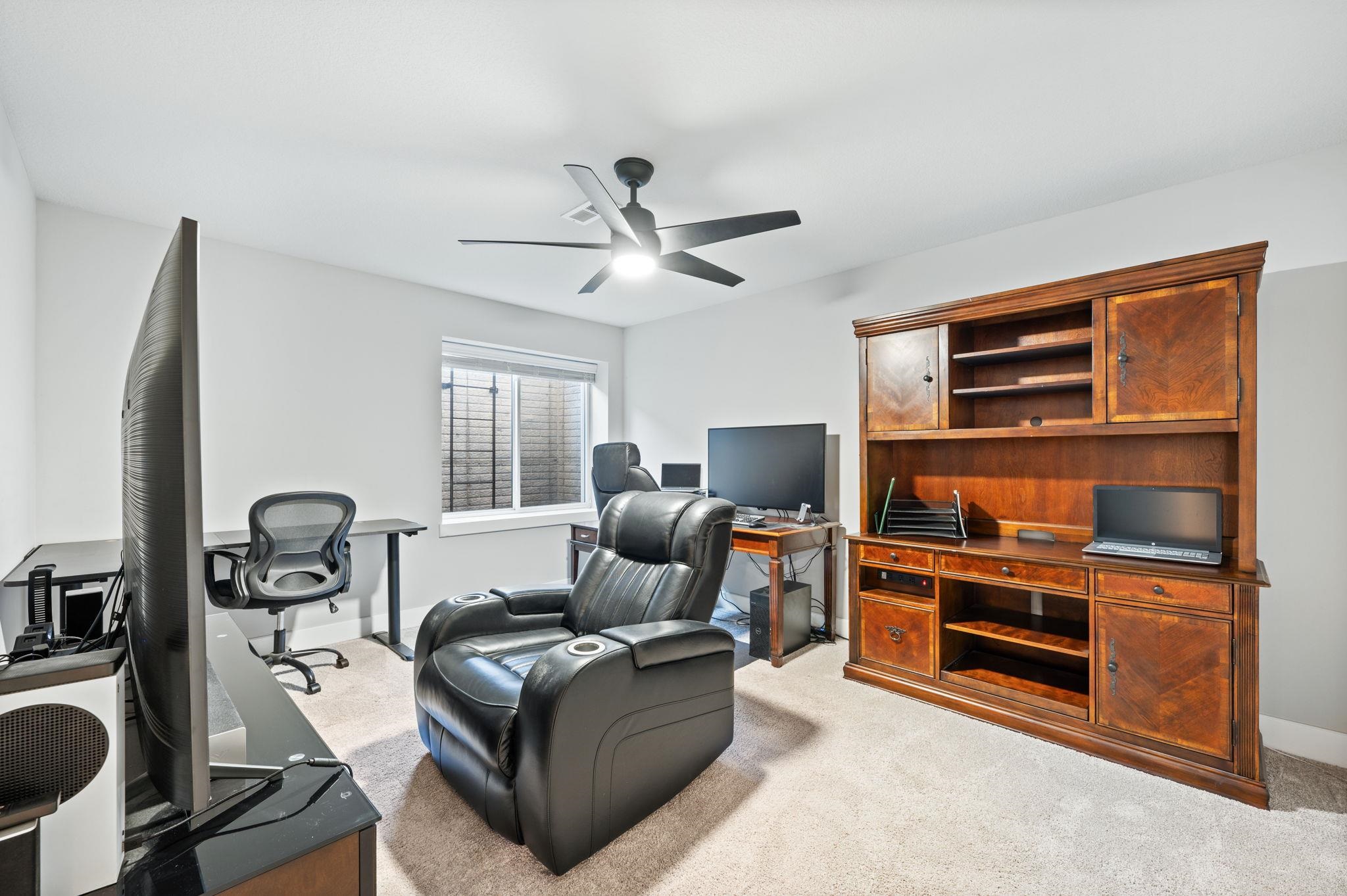 1100 Summerchase Property Photo 27