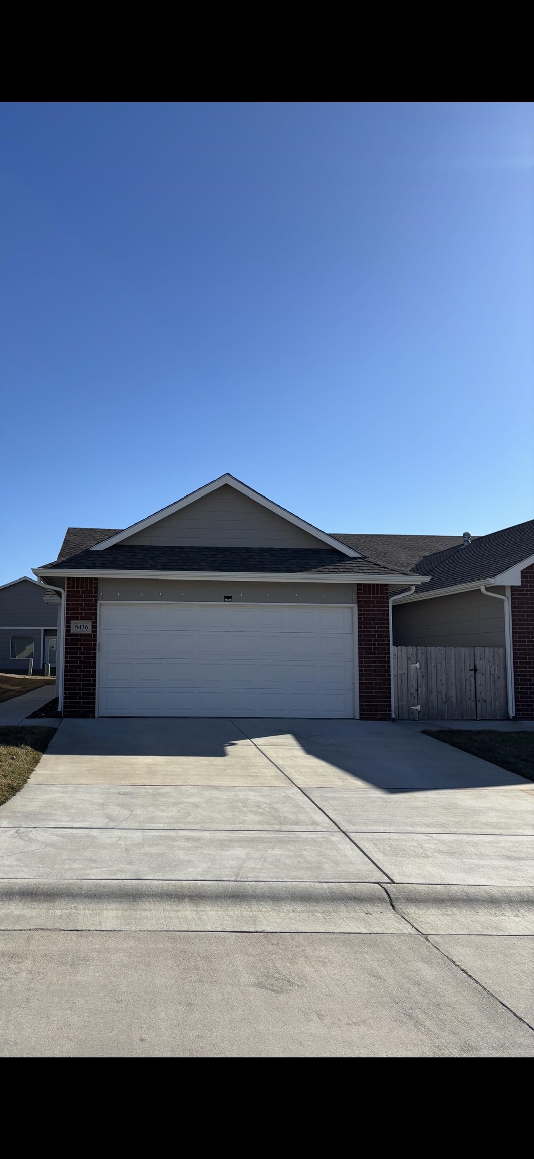 5436 N Colburn Ct Property Photo 17