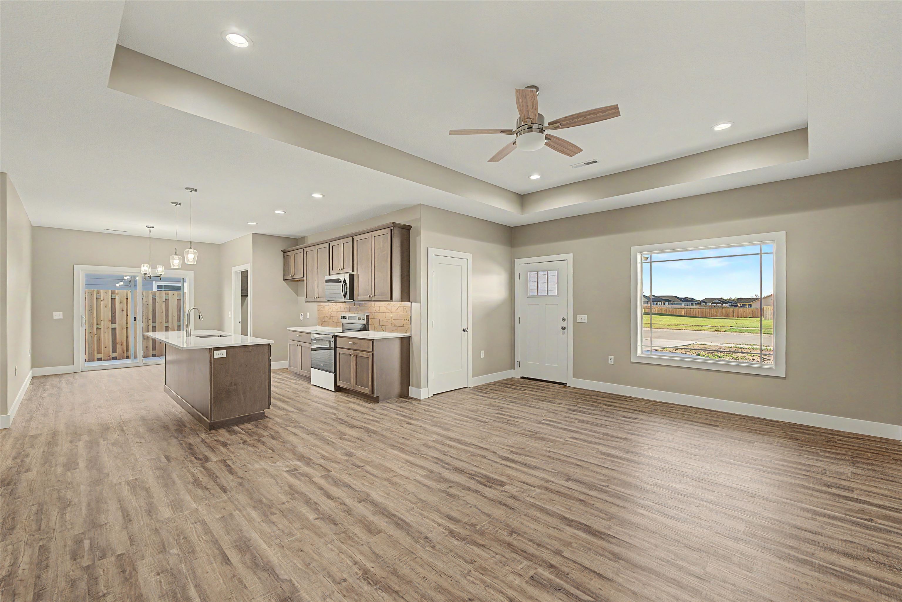 1200 Vista Sur Dr Property Photo 2