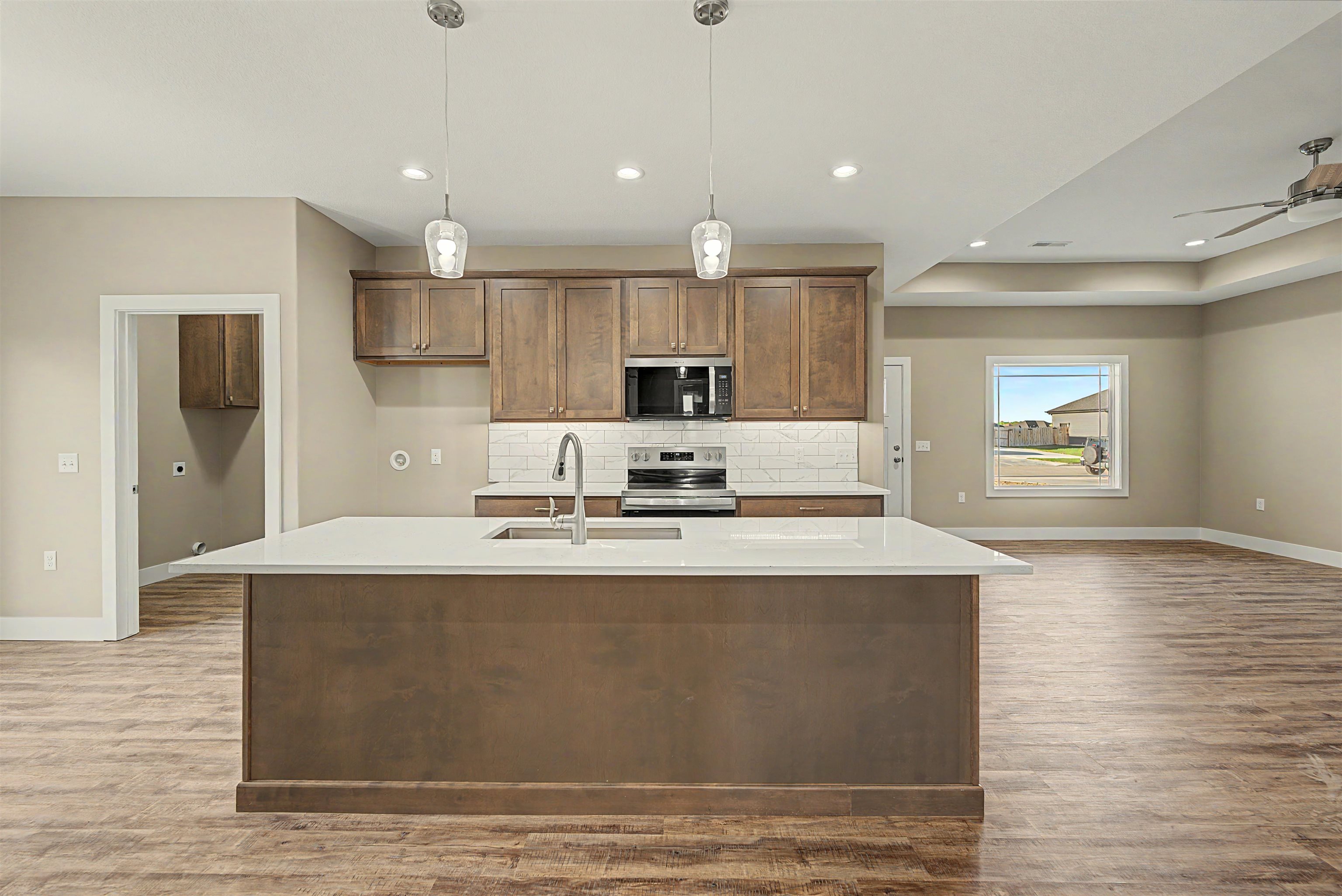 1200 Vista Sur Dr Property Photo 4