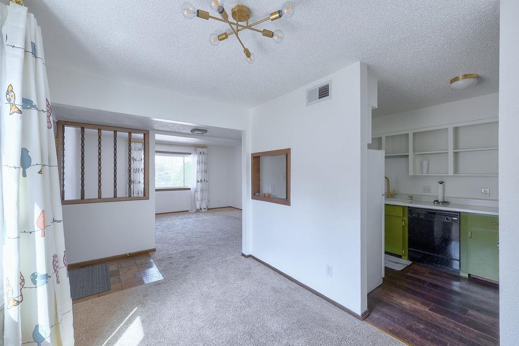 1500 E 10th A5 Property Photo 17