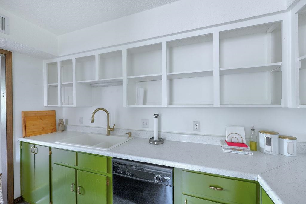 1500 E 10th A5 Property Photo 23