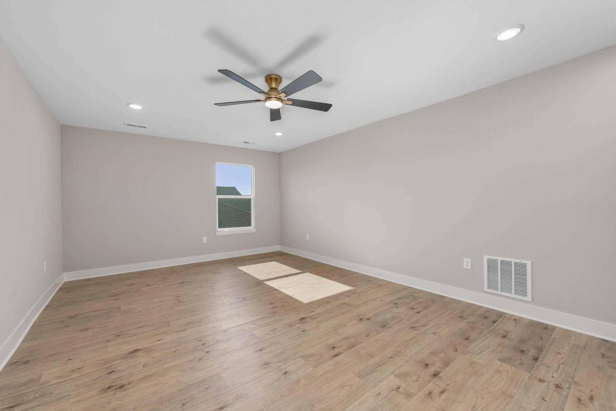 742 N Rainbow Lake Ct. Property Photo 31