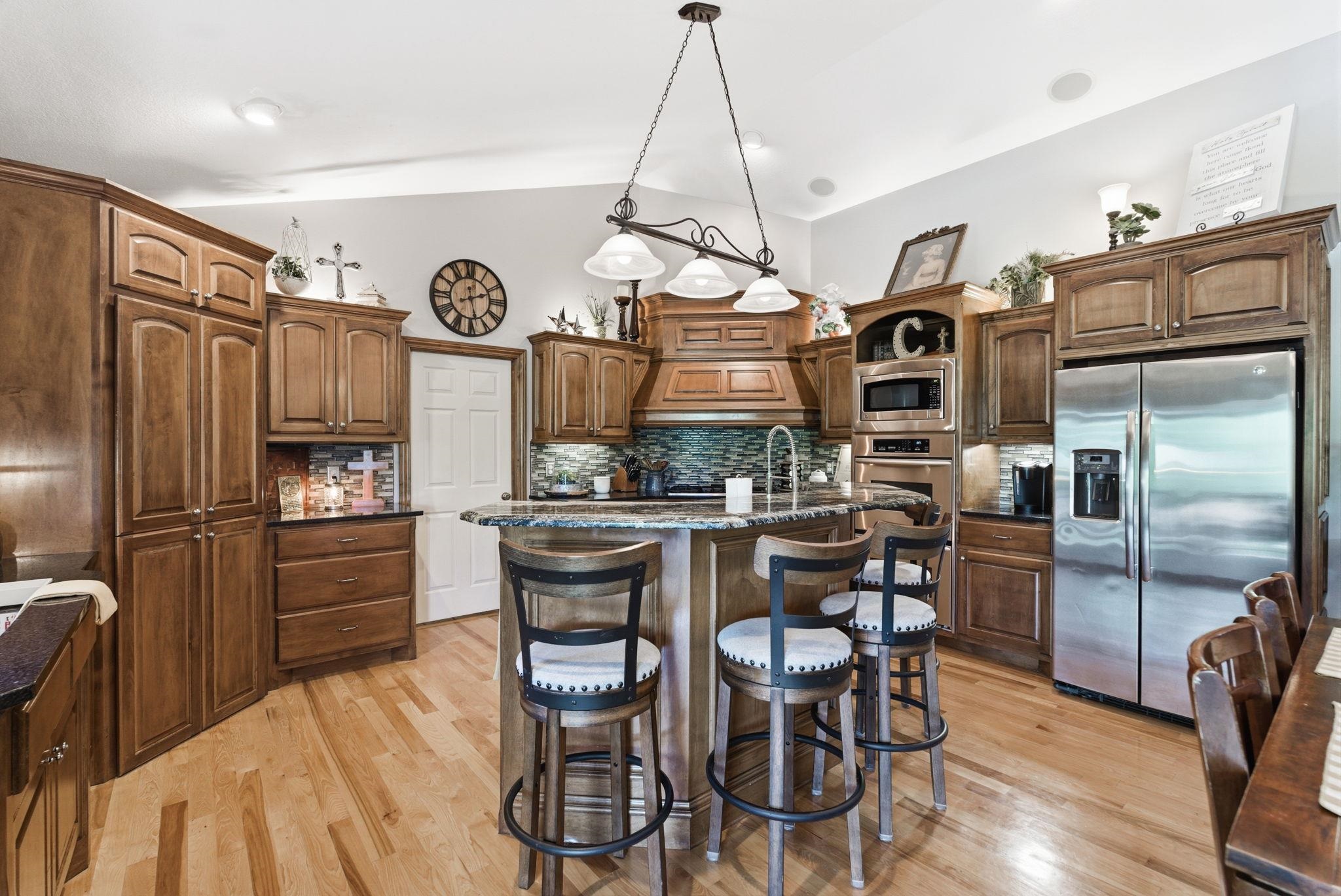 6402 Busy Bee Ct Property Photo 10