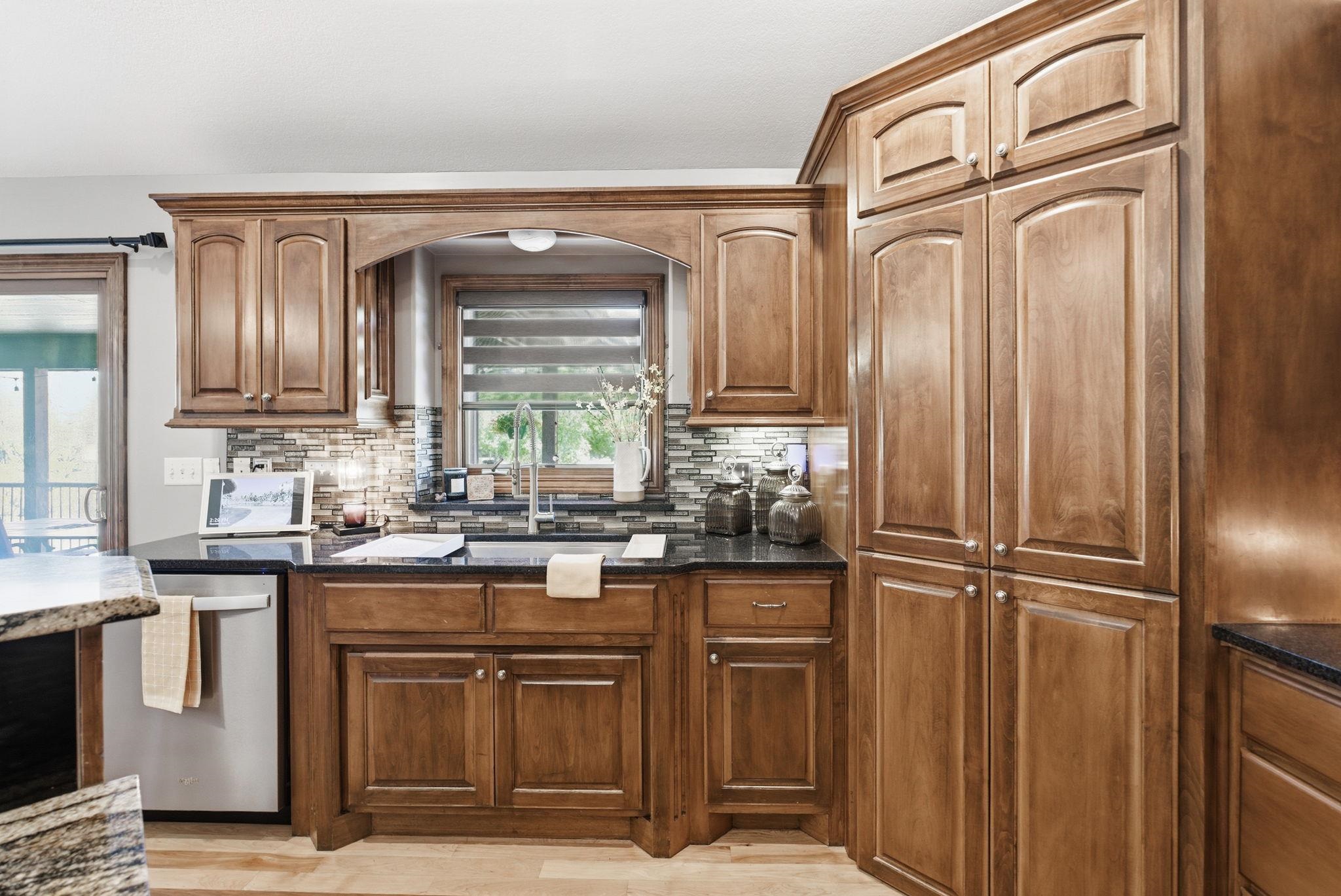 6402 Busy Bee Ct Property Photo 11