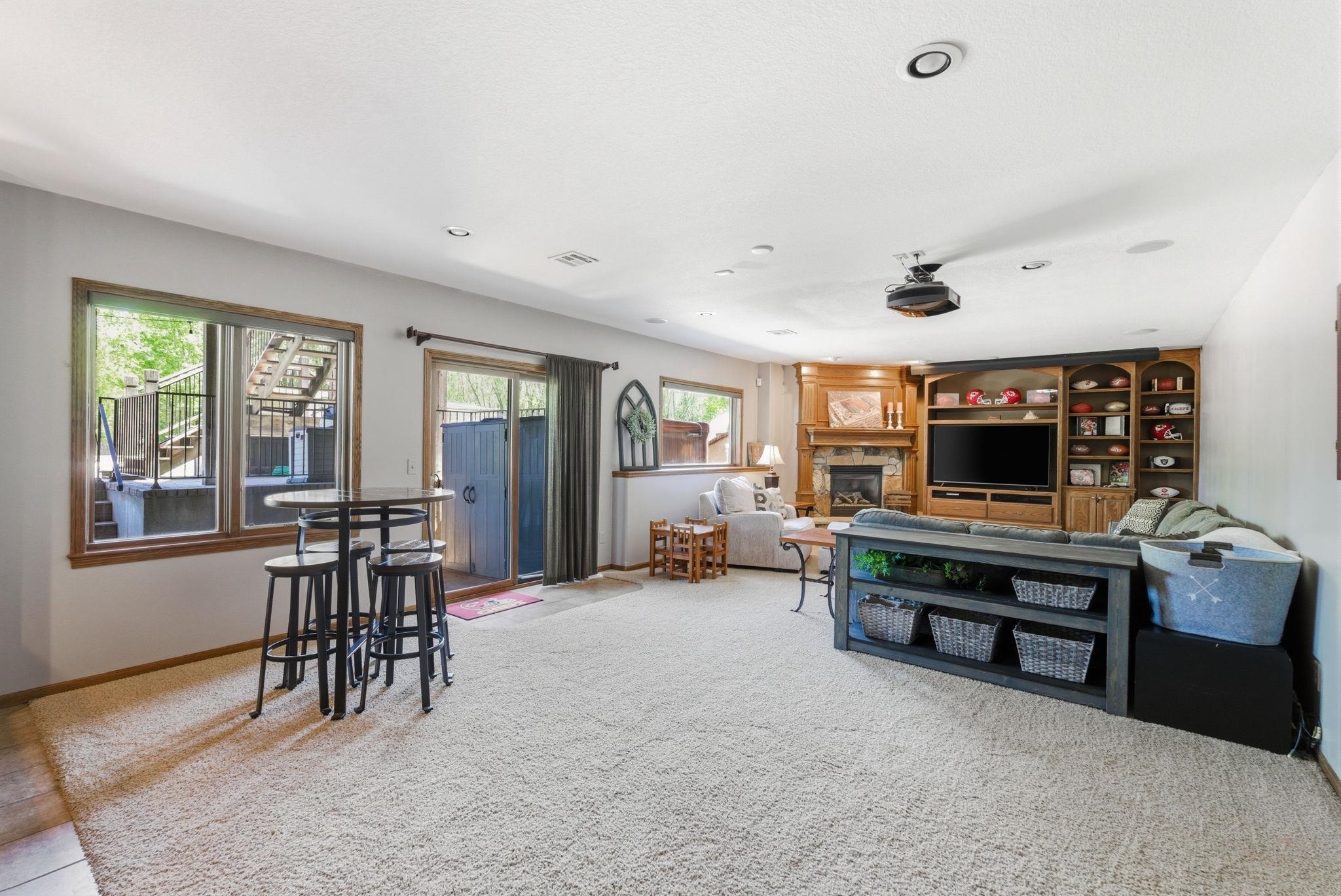 6402 Busy Bee Ct Property Photo 20