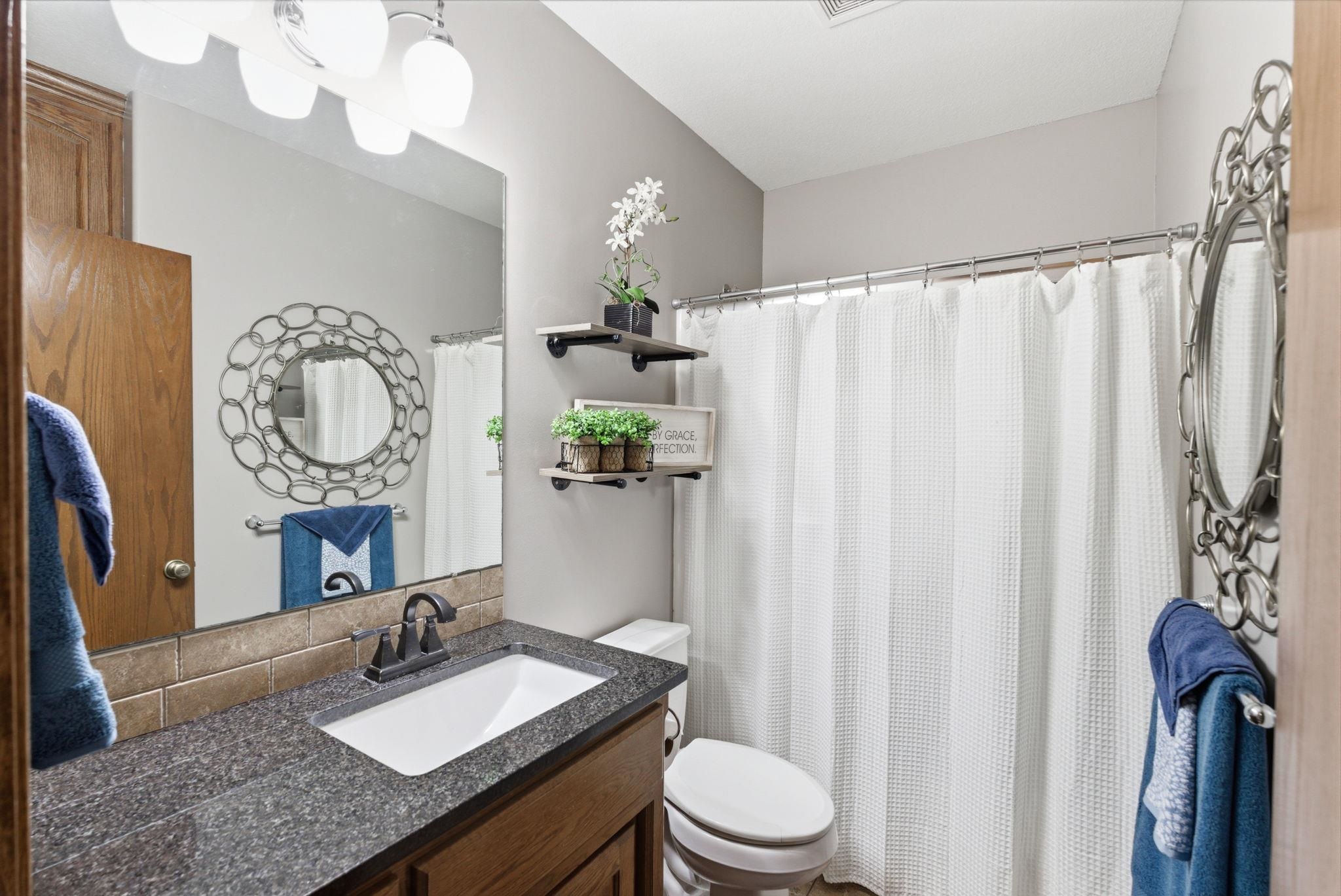 6402 Busy Bee Ct Property Photo 23
