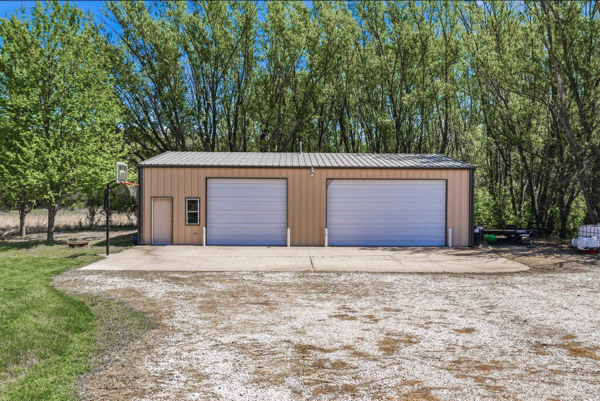 6402 Busy Bee Ct Property Photo 34