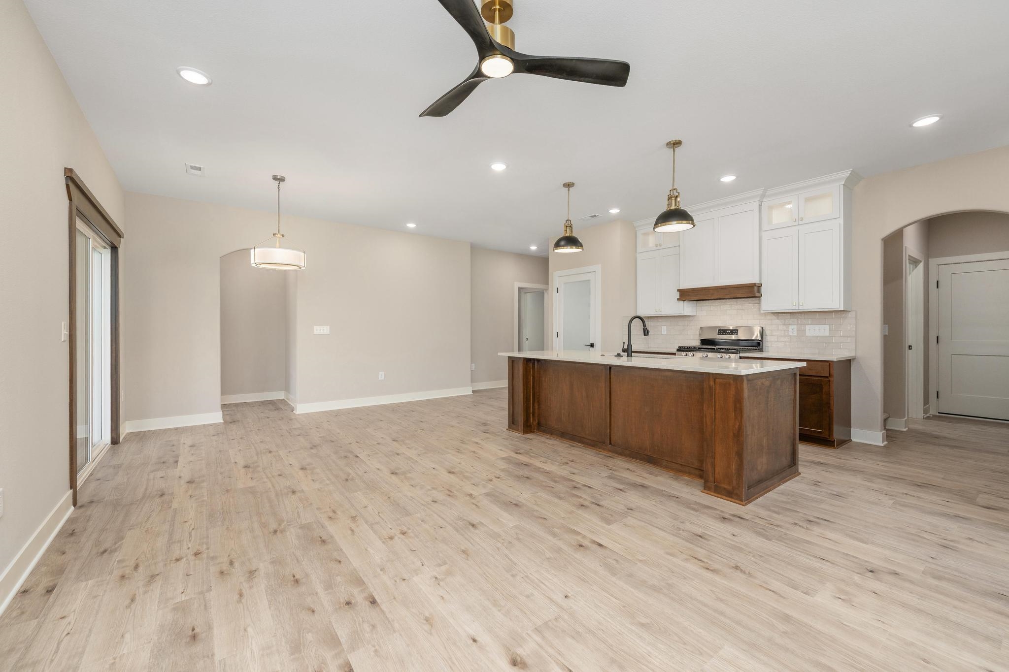 734 N Rainbow Lake Ct. Property Photo 10