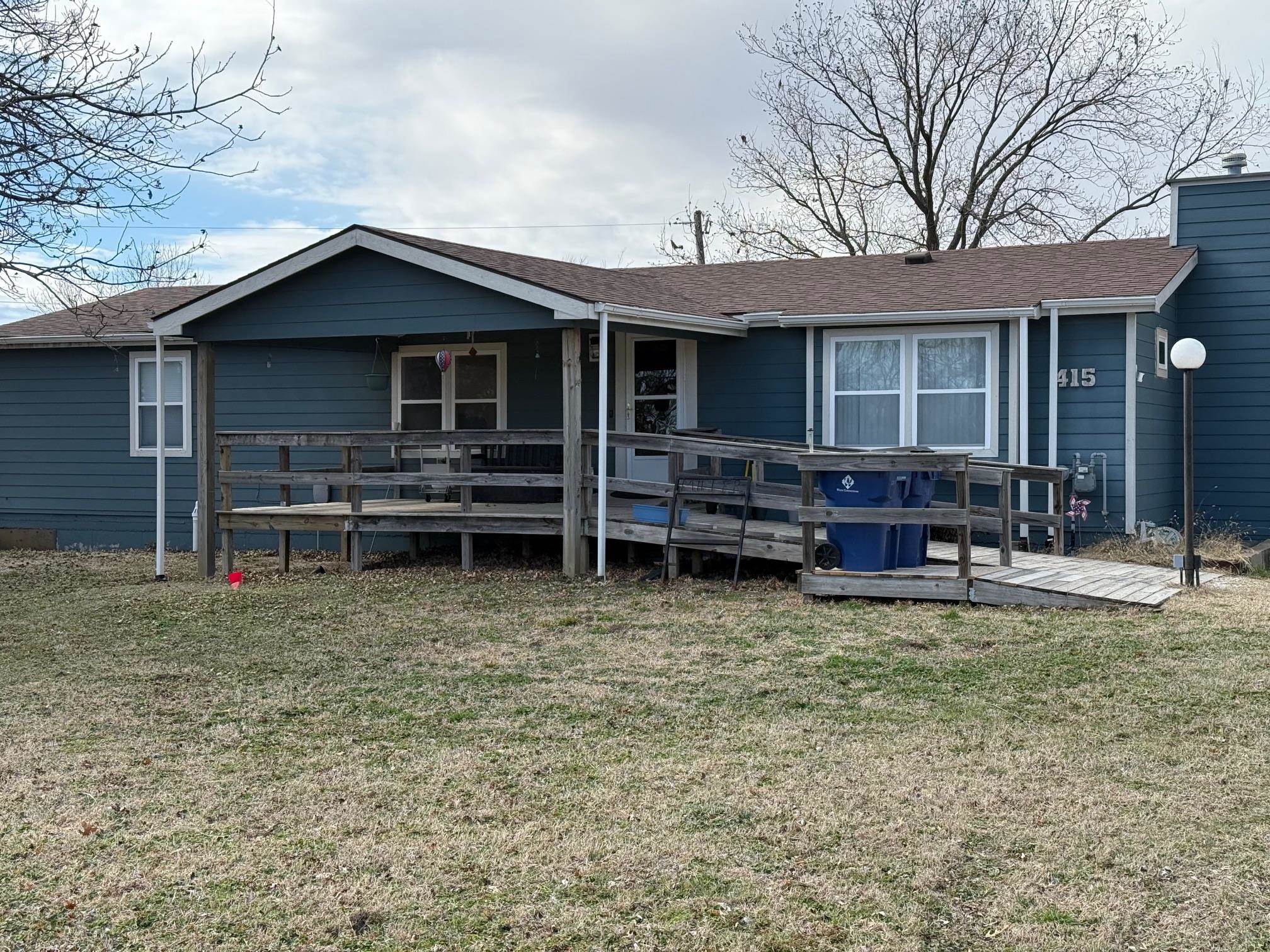 415 Lazette St Property Photo 13