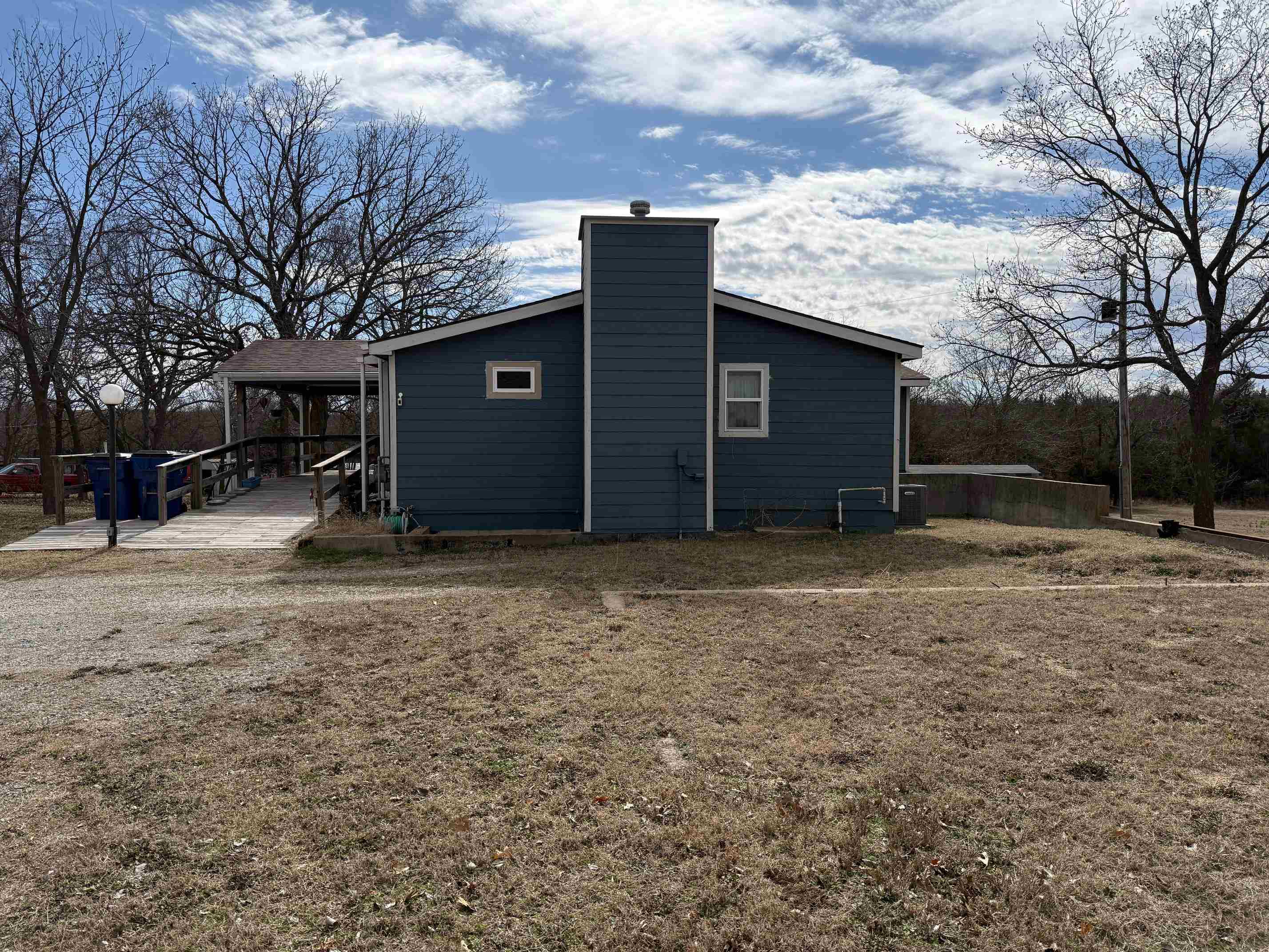 415 Lazette St Property Photo 24