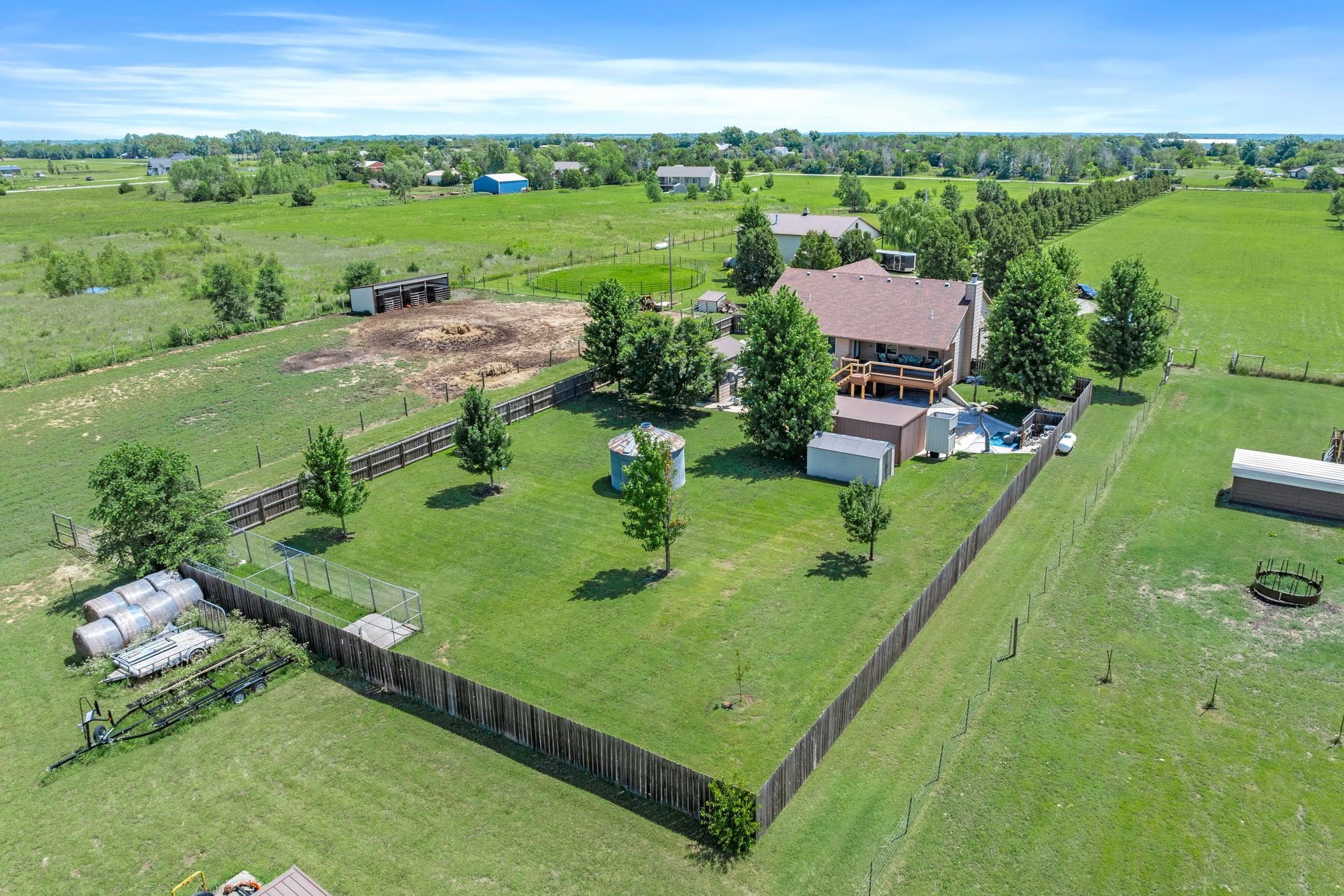 21249 Sw Meadowlark Rd Property Photo 35
